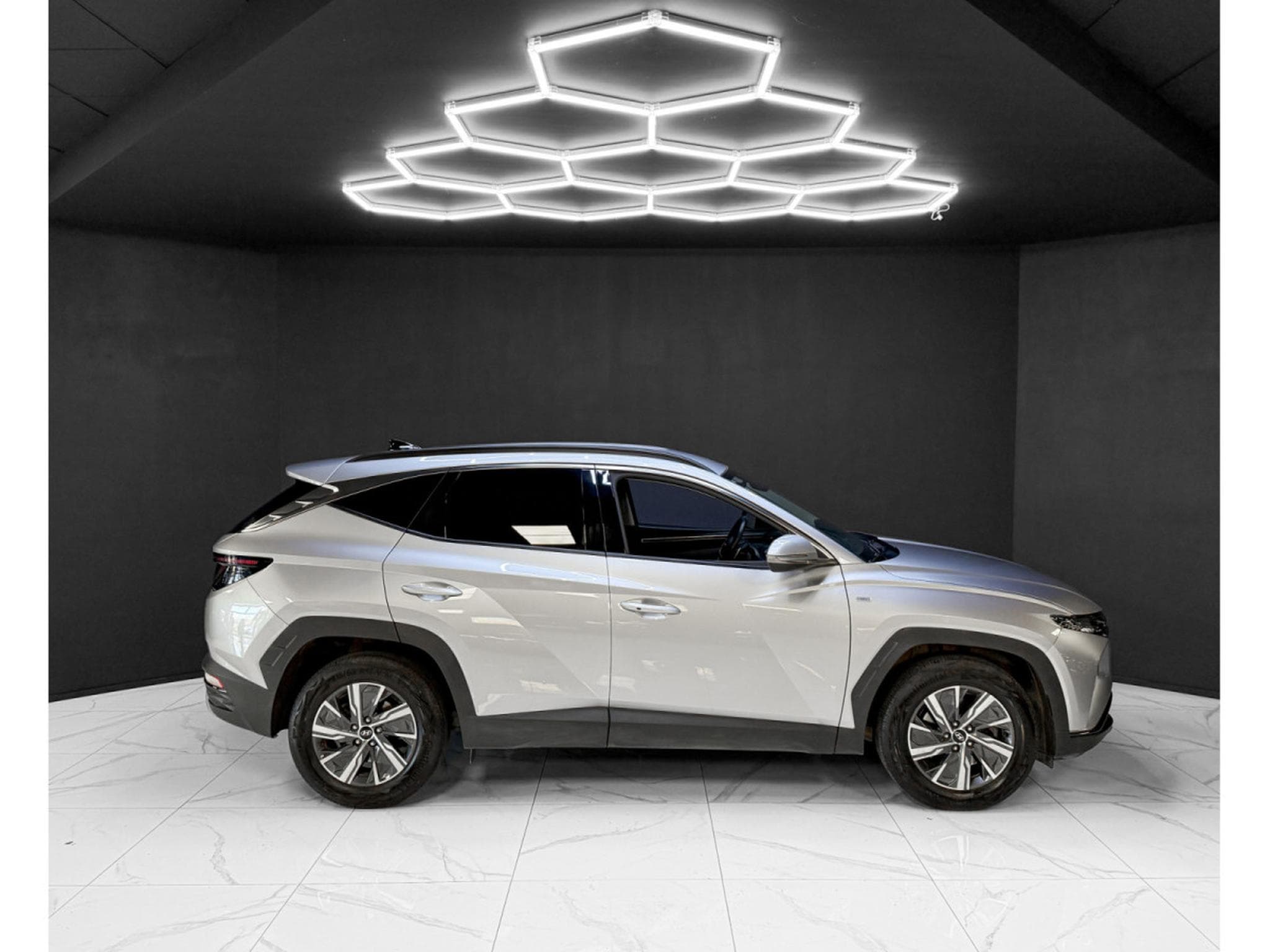 Hyundai Tucson IX35 T-GDi 48V Feel WARRANTY 2028 (2023) - Foto 6