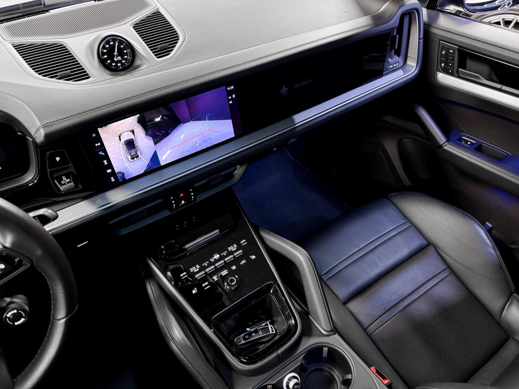 Porsche Cayenne GTS Coupe / ACC / Head-UP / SoftClose / 360° / BOSE (2024) - Foto 10