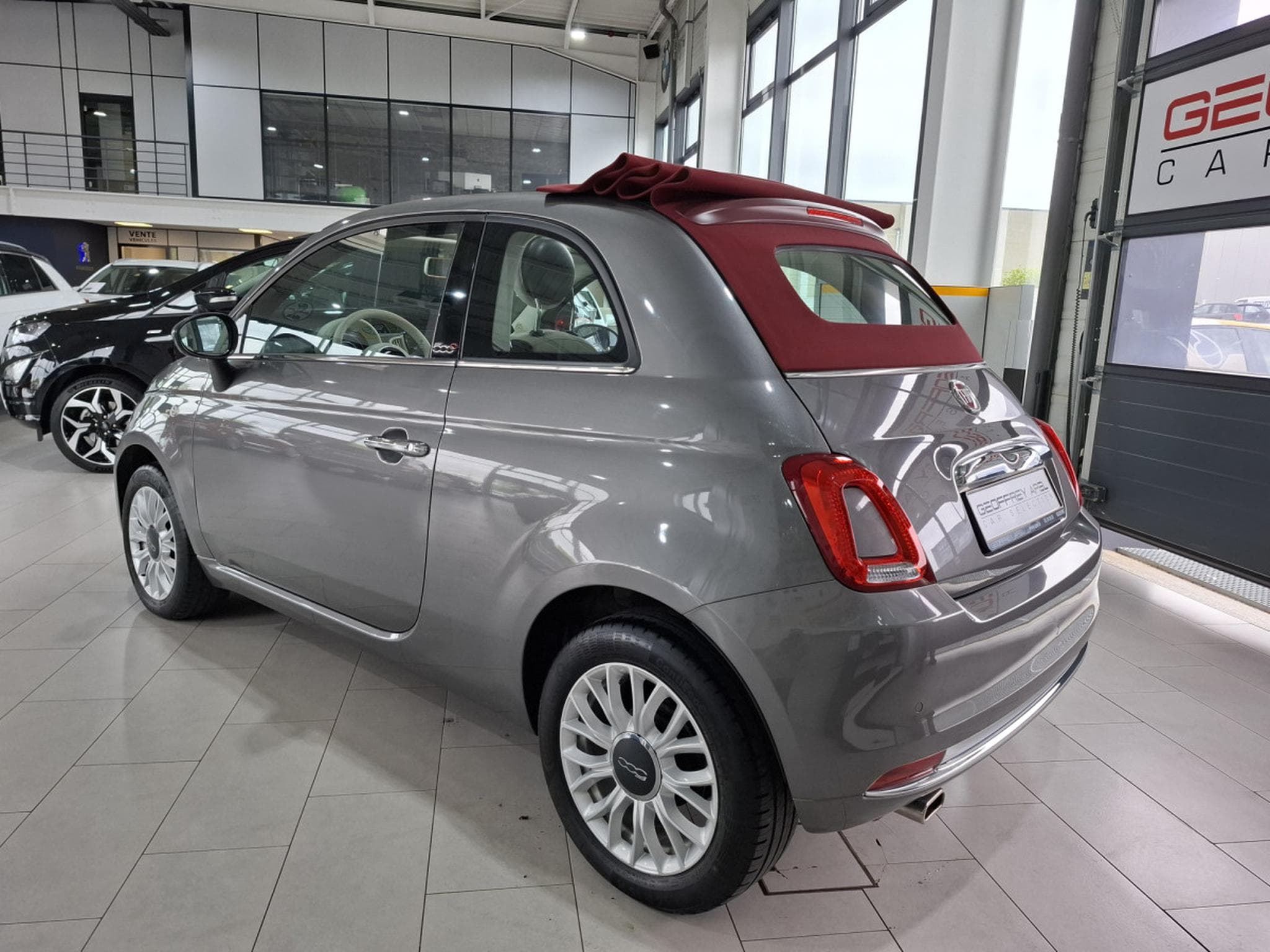 Fiat 500 CABRIO, 1 HAND, 17000KM, NAVI, ALU 15'',REGUL , PDC, DIGITAL (2018) - Foto 2