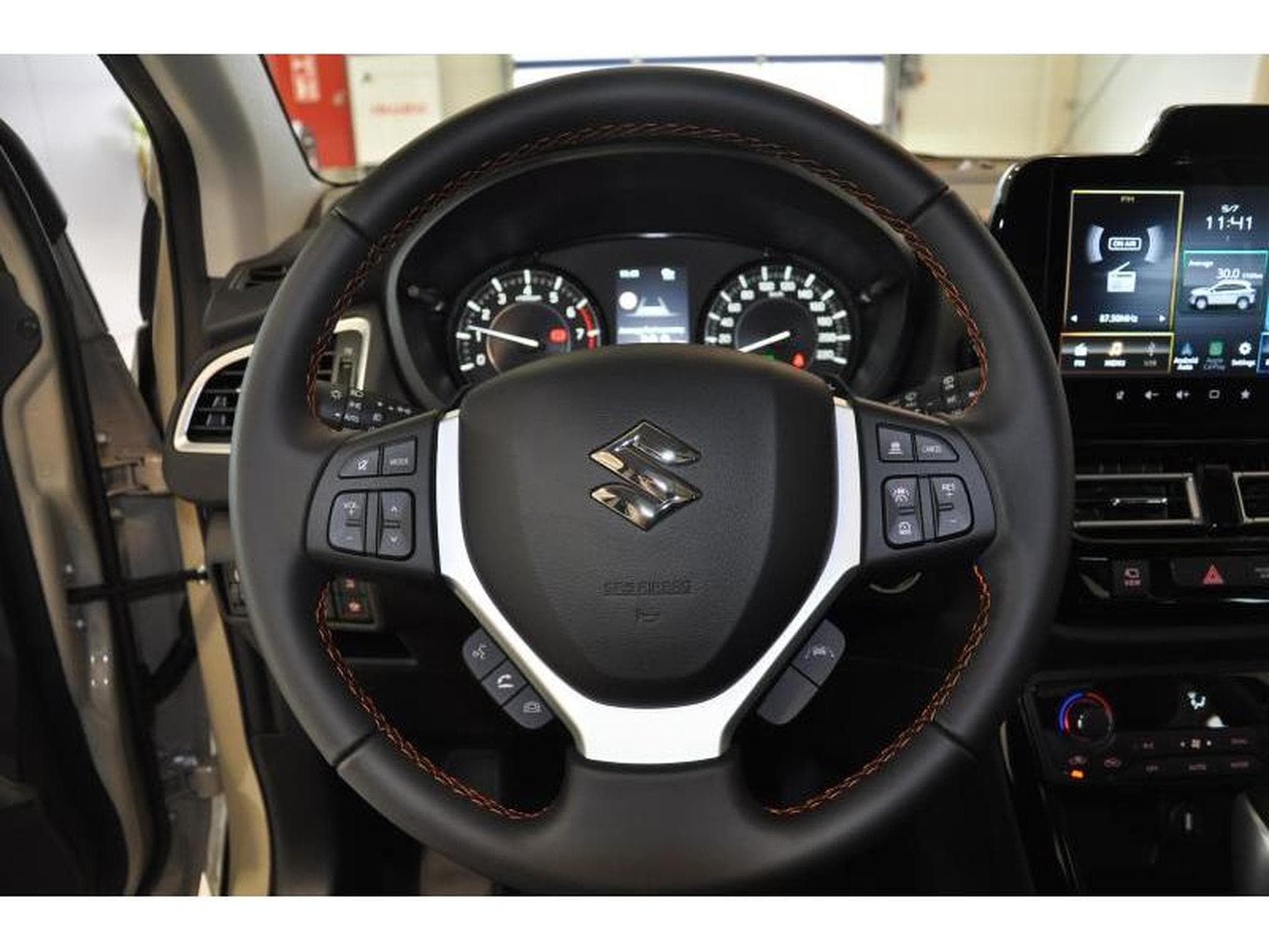Suzuki S-Cross TSUKI AUTO6 (2026) - Foto 14