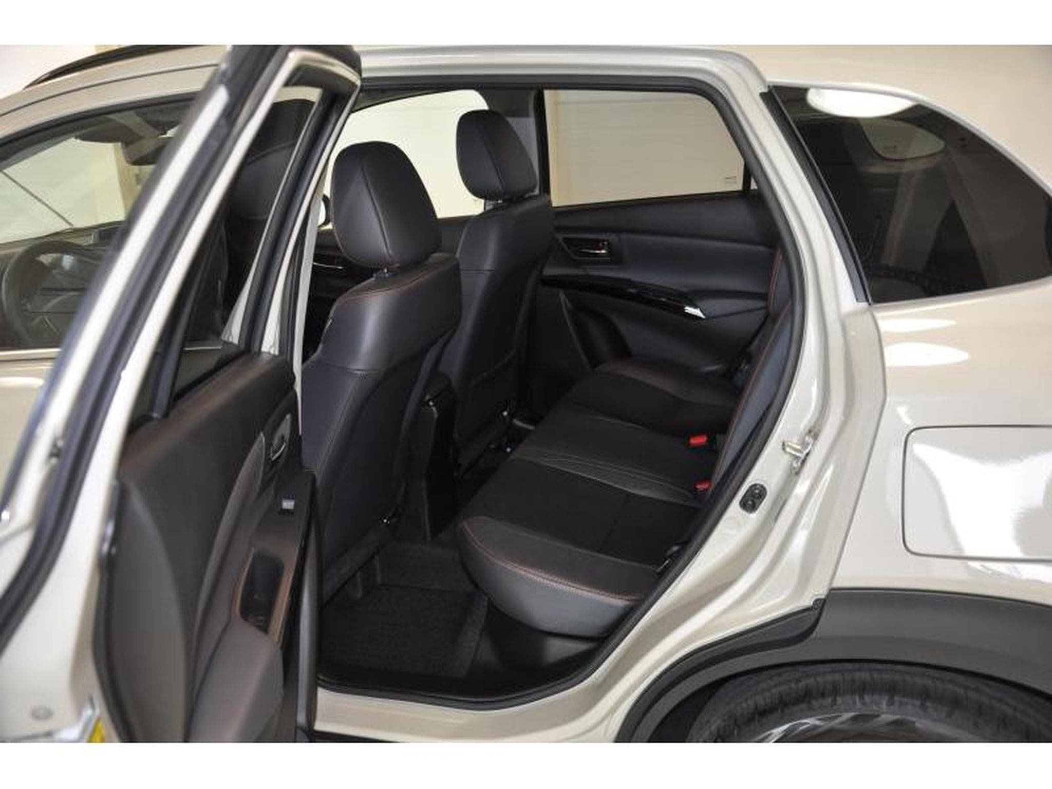 Suzuki S-Cross TSUKI AUTO6 (2026) - Foto 9