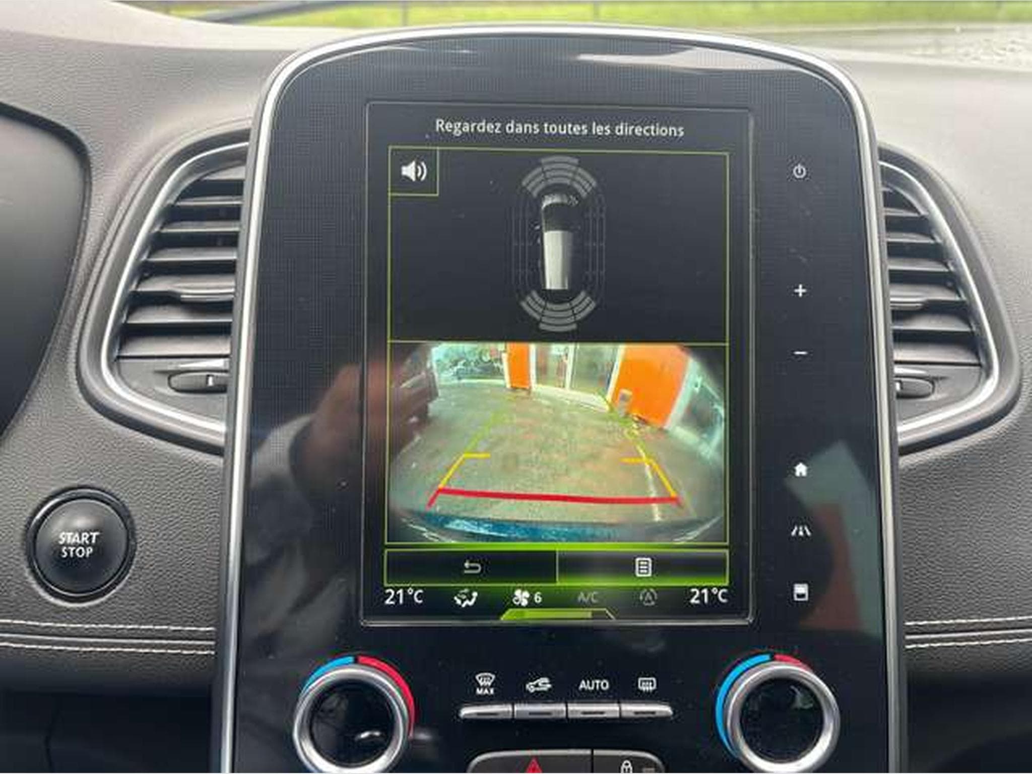 Renault Scenic BLUE dCi 150 BOSE EDITION (2019) - Photo 15