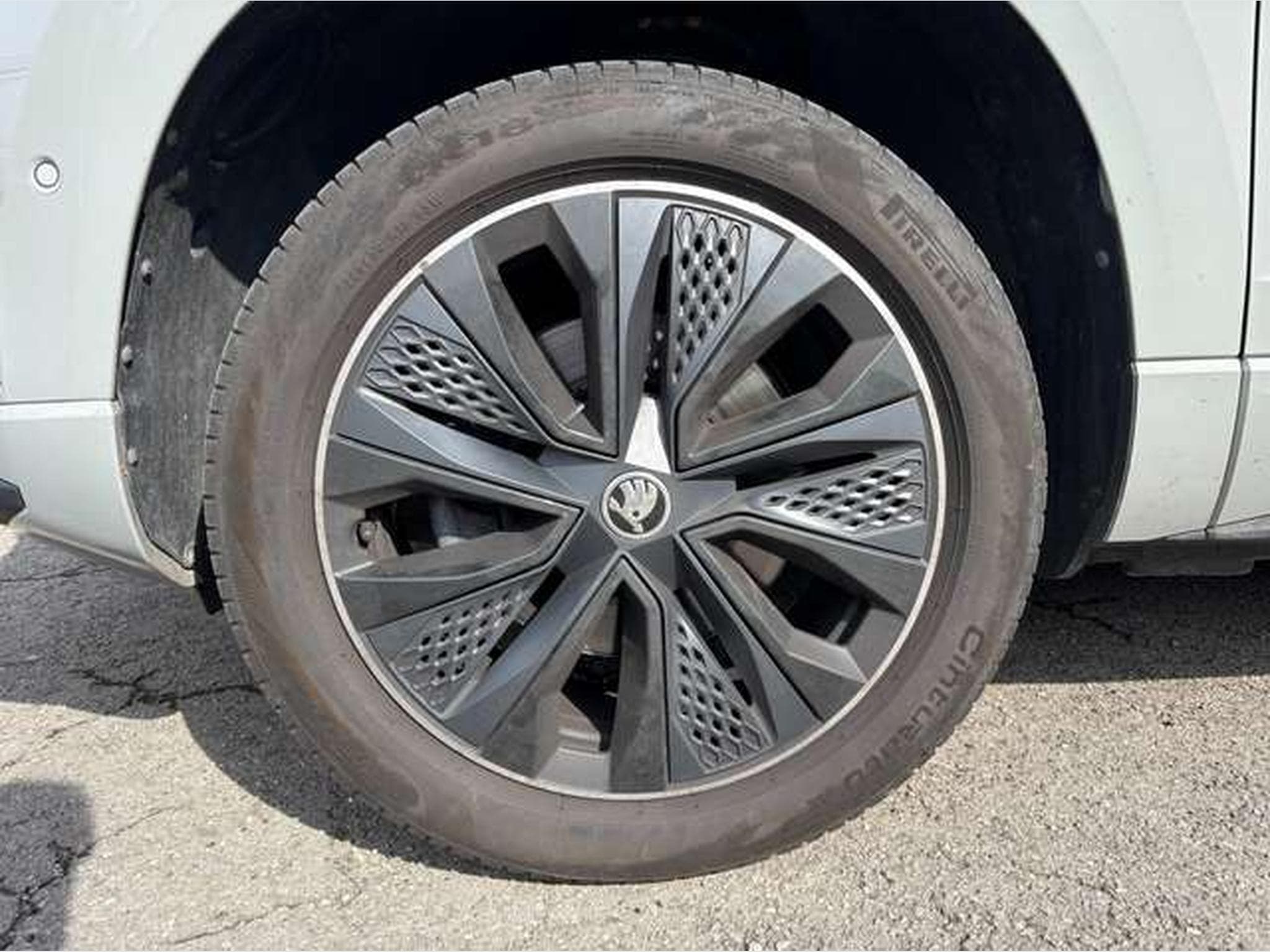 Skoda Karoq 2.0 TSI 4x4 DSG Sportline-GARANTIE JUSQU'A 48 MOIS (2023) - Photo 25
