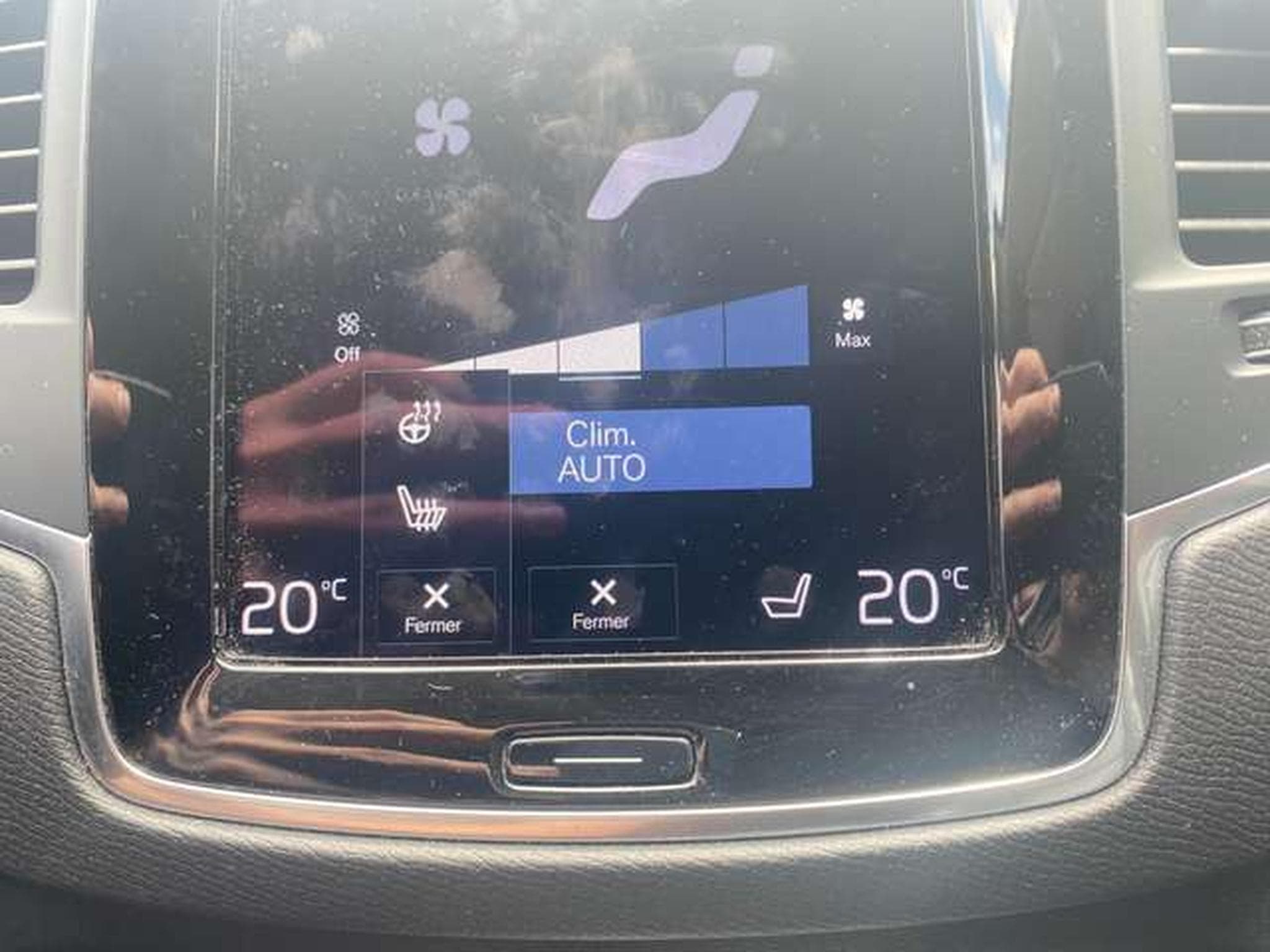 Volvo XC90 B5 AWD Auto Momentum jusqu'à 48mois de garantie (2021) - Photo 17
