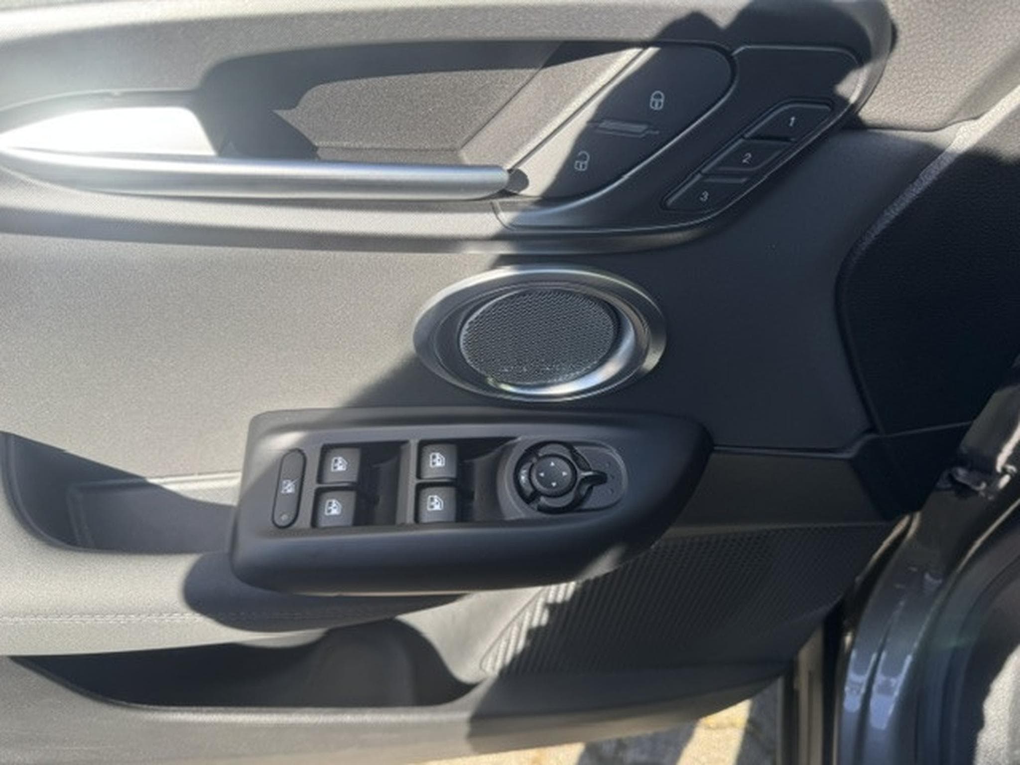 Alfa-Romeo Tonale ALFA ROMEO TONALE LEDER LED HARMANN KARDON NAVI 360 KAMERA (2023) - Photo 12