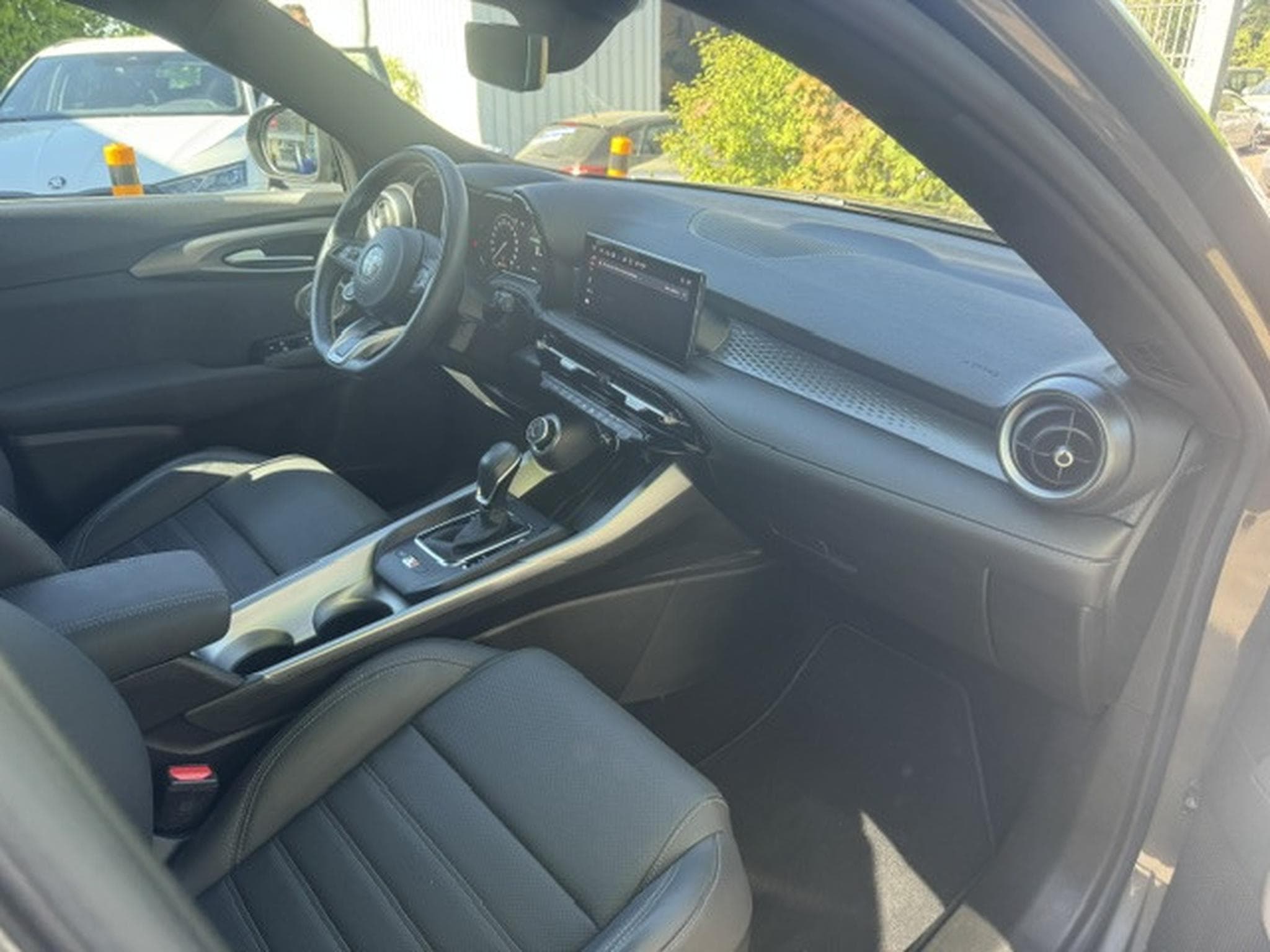 Alfa-Romeo Tonale ALFA ROMEO TONALE LEDER LED HARMANN KARDON NAVI 360 KAMERA (2023) - Photo 4