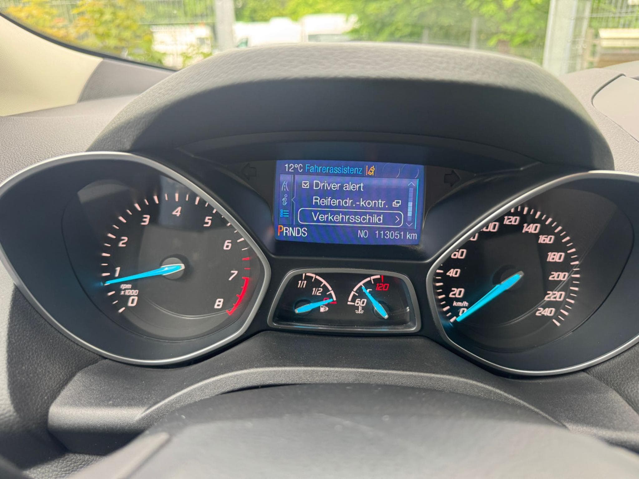 Ford Kuga FORD KUGA TITANIUM 4X4 BII XENON LEDER AUTOMATIK LANE NAVI K (2015) - Photo 17