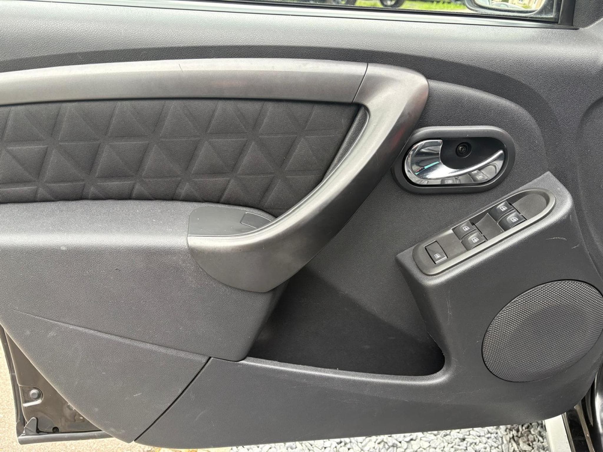 Dacia Duster 1.5 DCI 110 4X4 (2014) - Photo 10