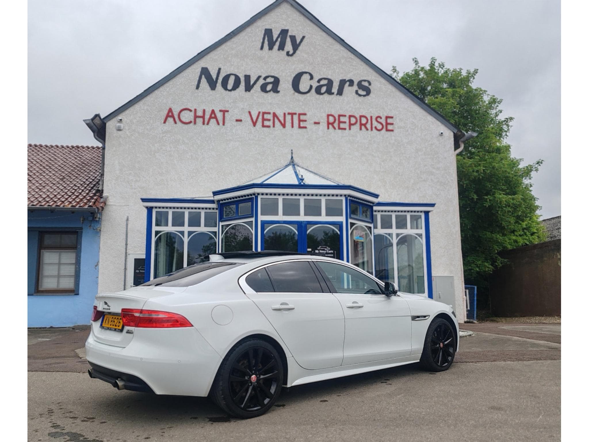 Jaguar XE JAGUAR XE 30T 300CV R-SPORT AWD (2018) - Photo 3