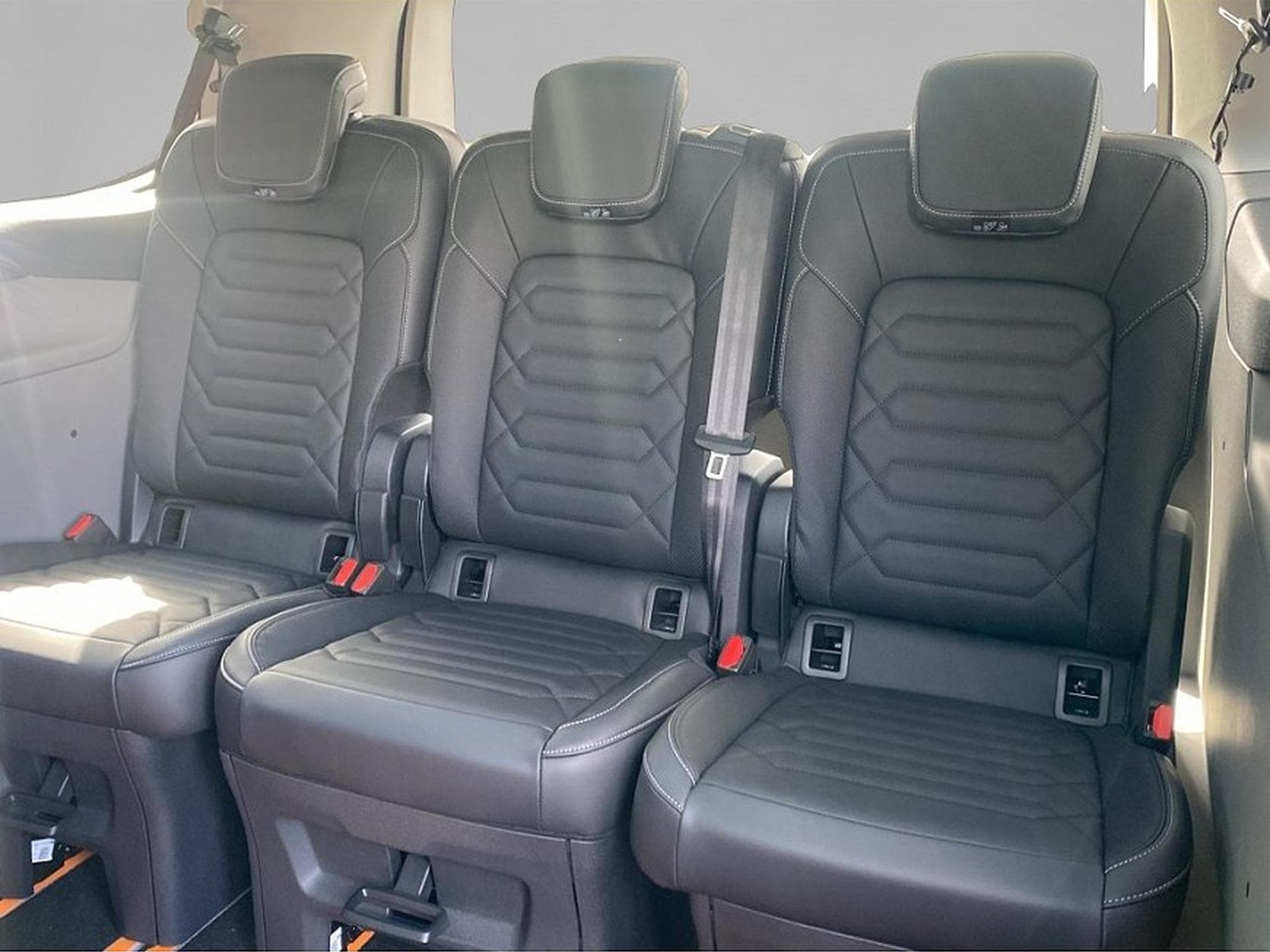 Ford Tourneo (2026) - Photo 7