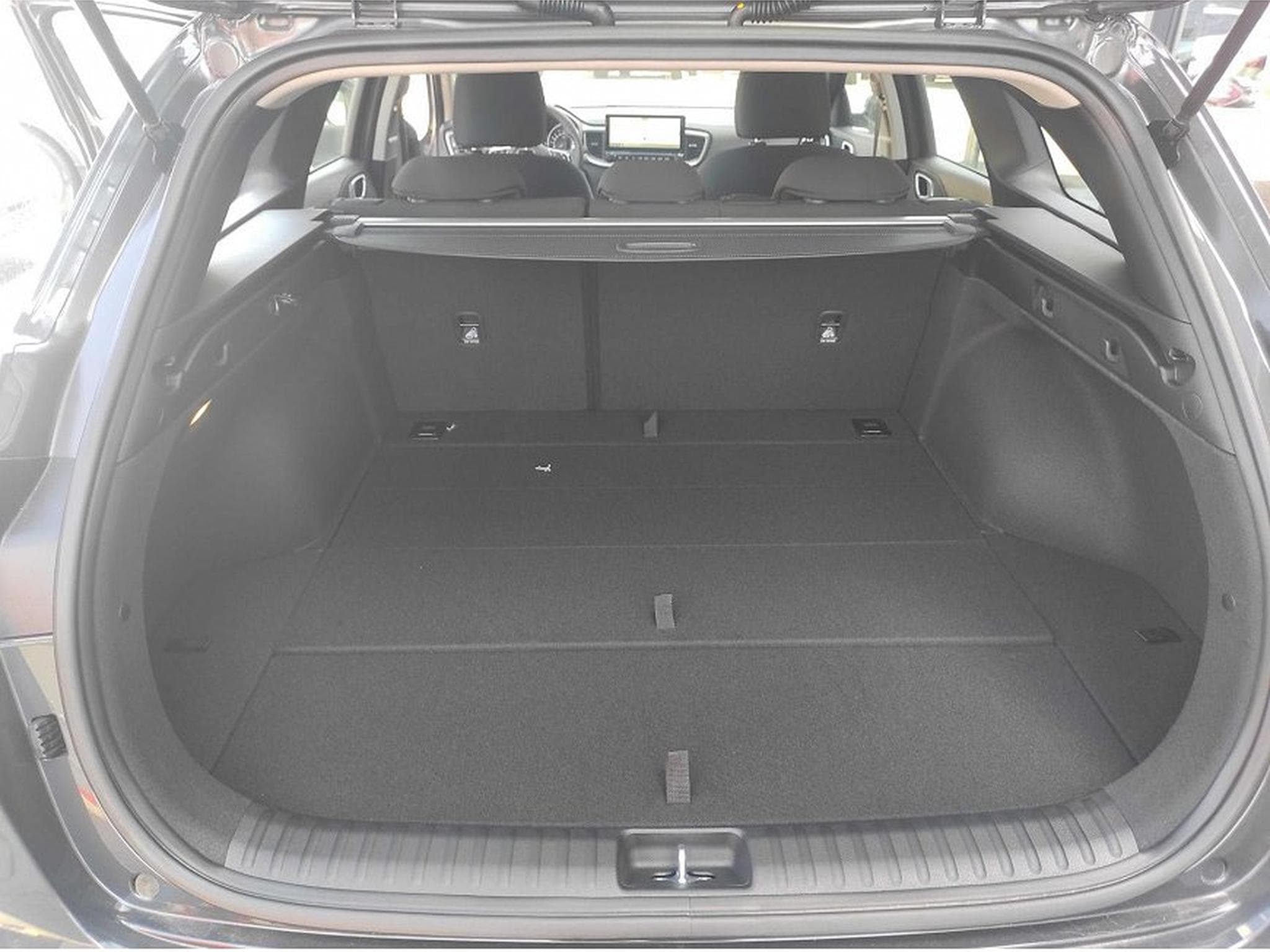 Kia Ceed (2022) - Photo 15