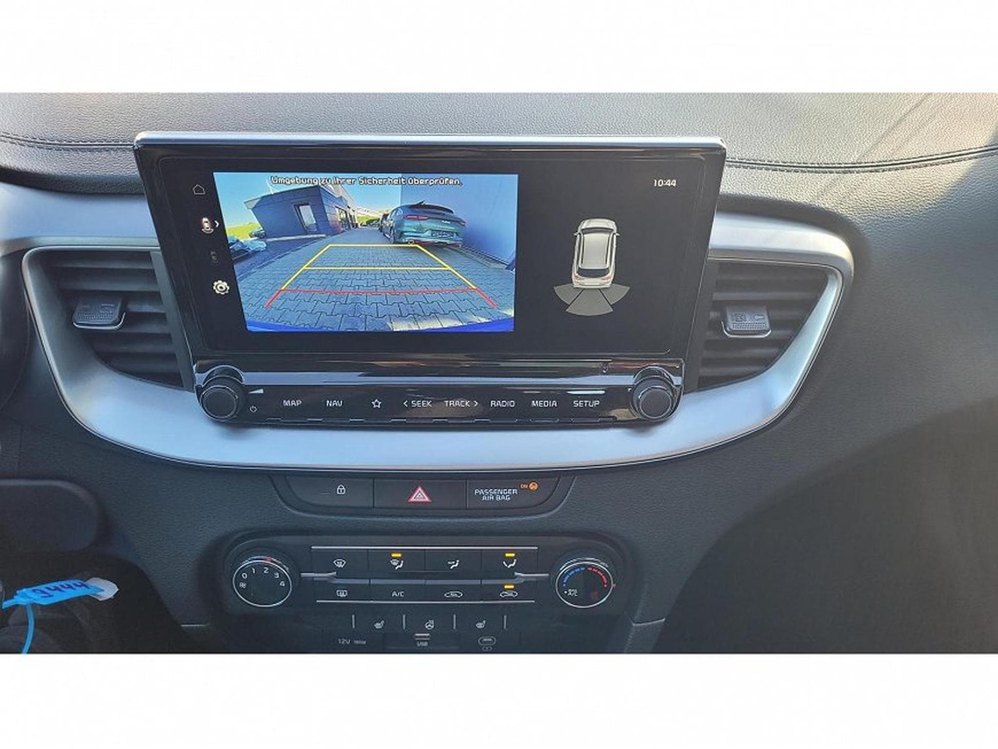 Kia Ceed (2022) - Photo 14
