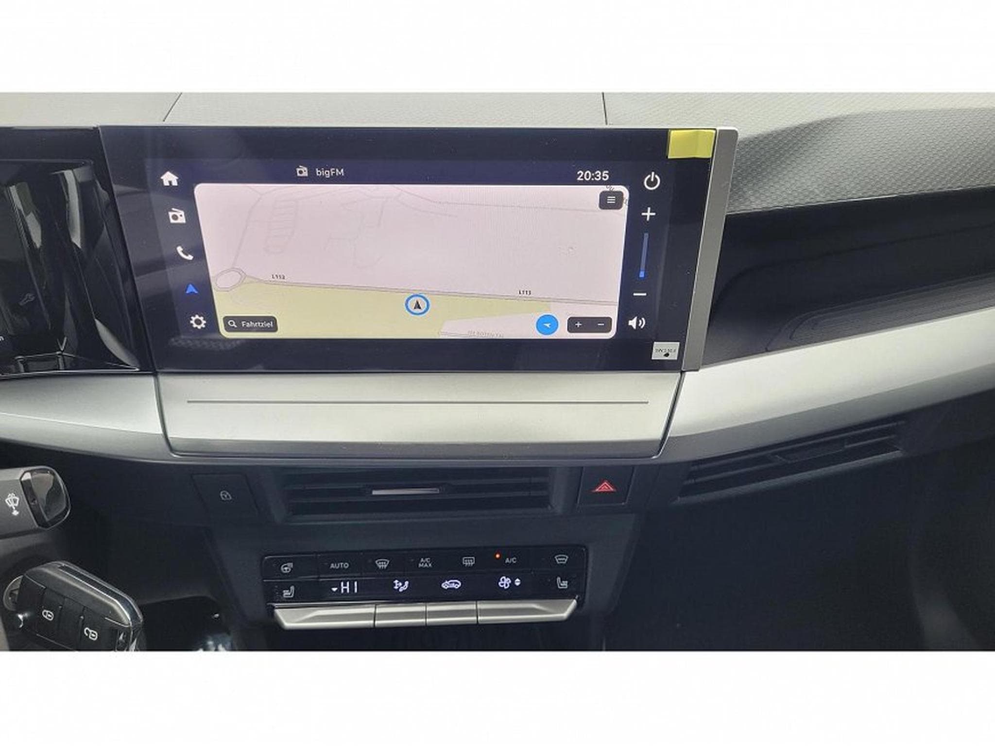 Opel Frontera (2026) - Photo 12