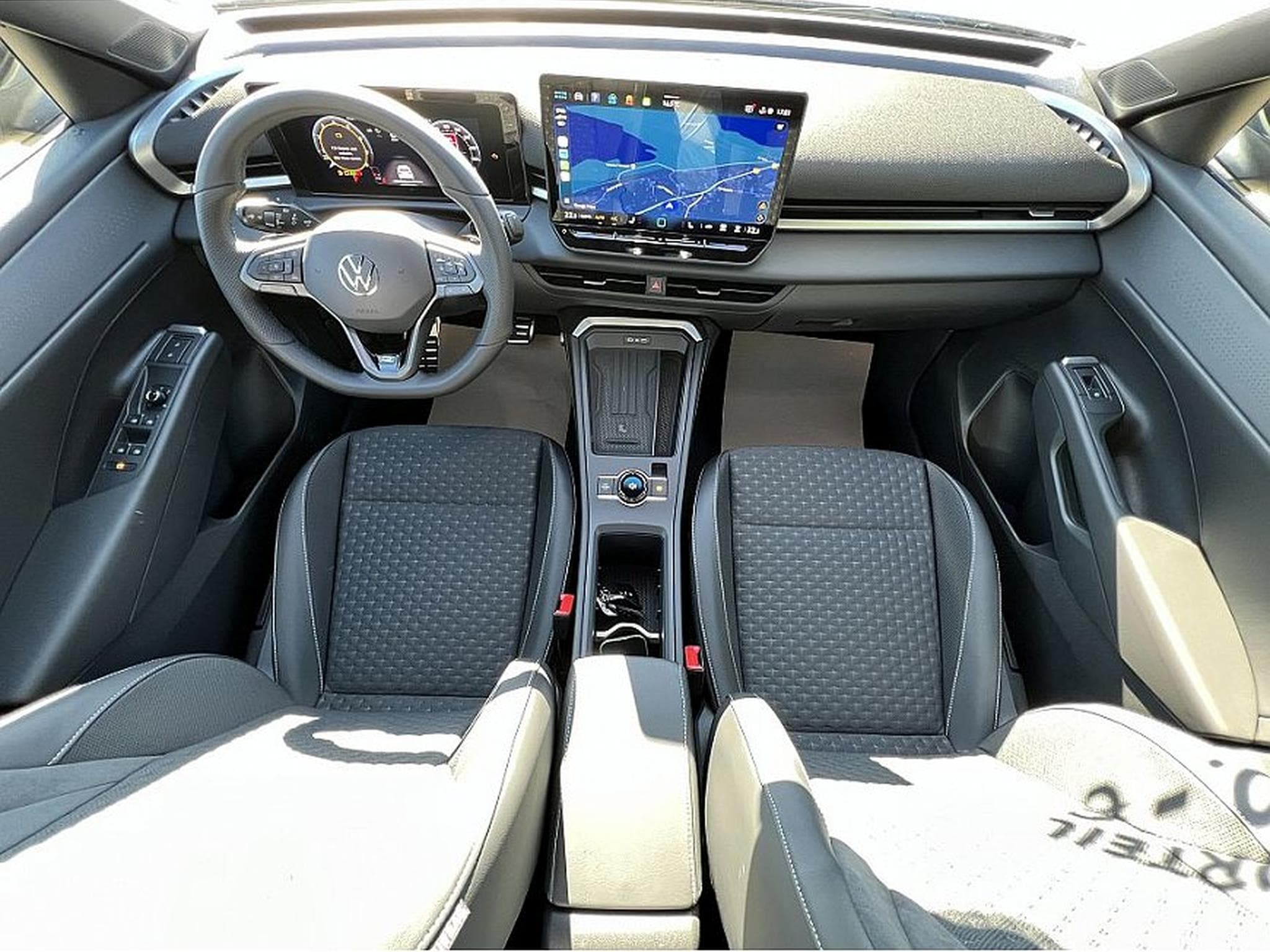 VW T-Roc (2026) - Photo 7