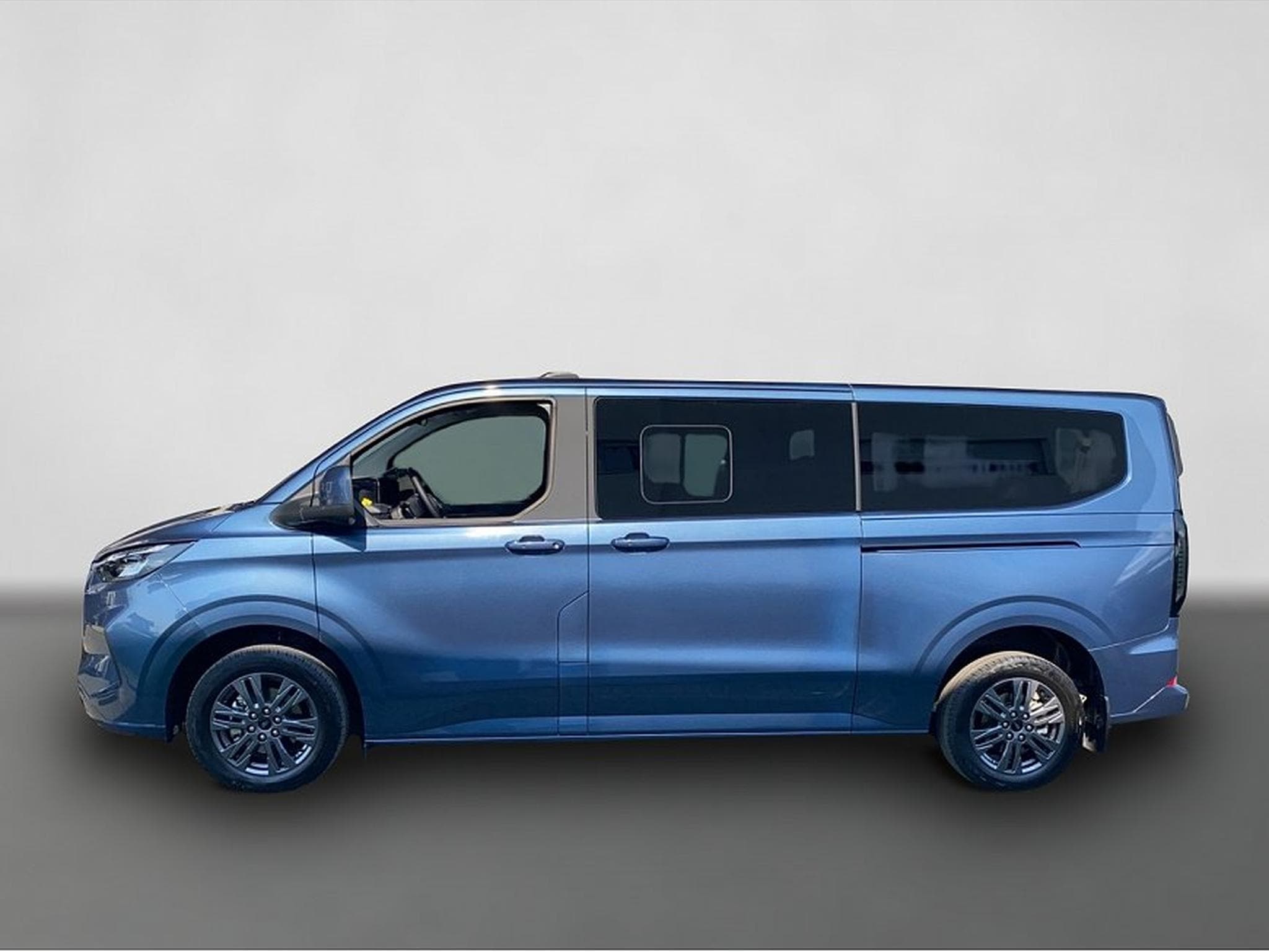 Ford Tourneo (2024) - Photo 2