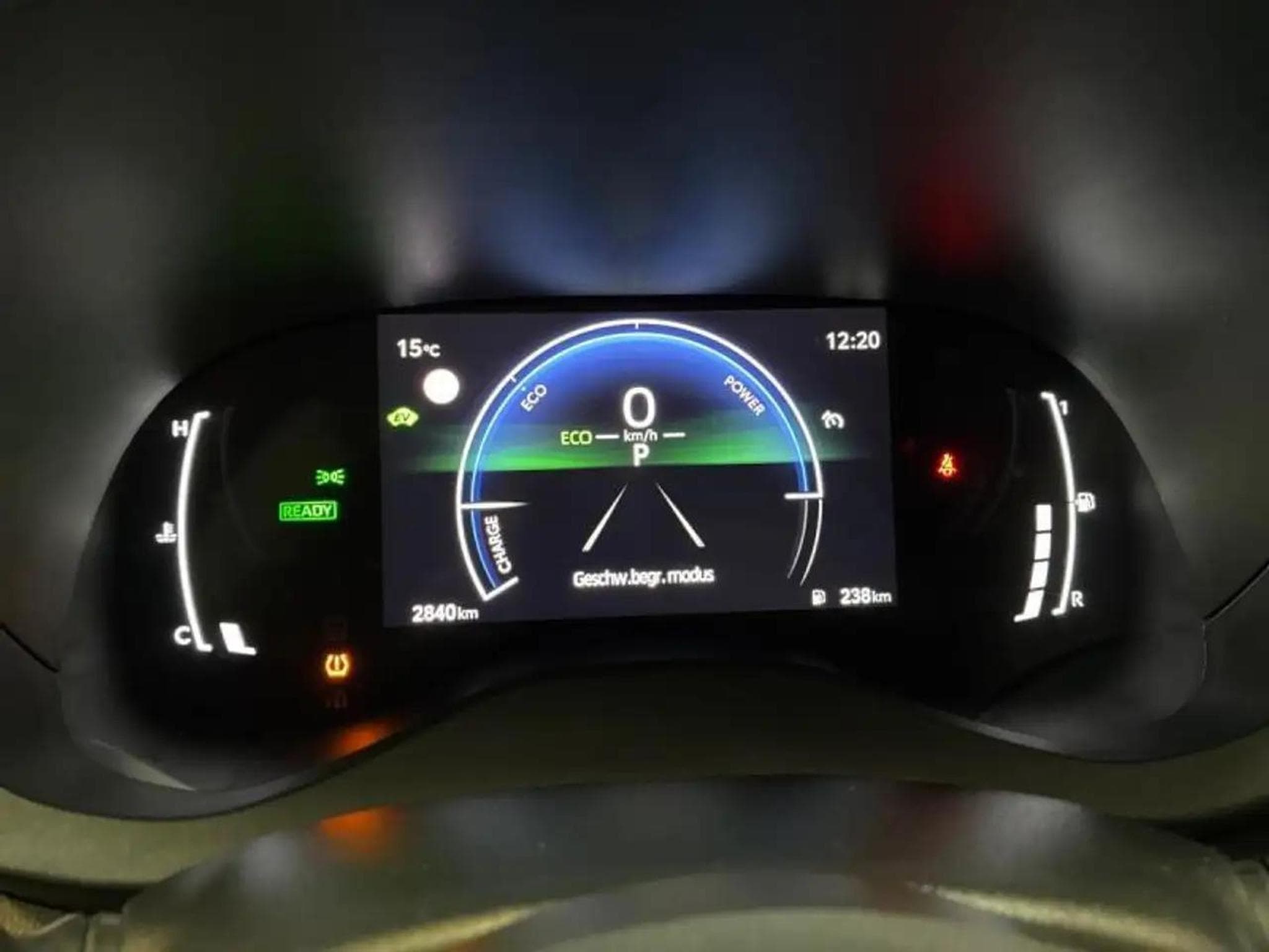 Toyota Yaris Cross (2025) - Foto 10