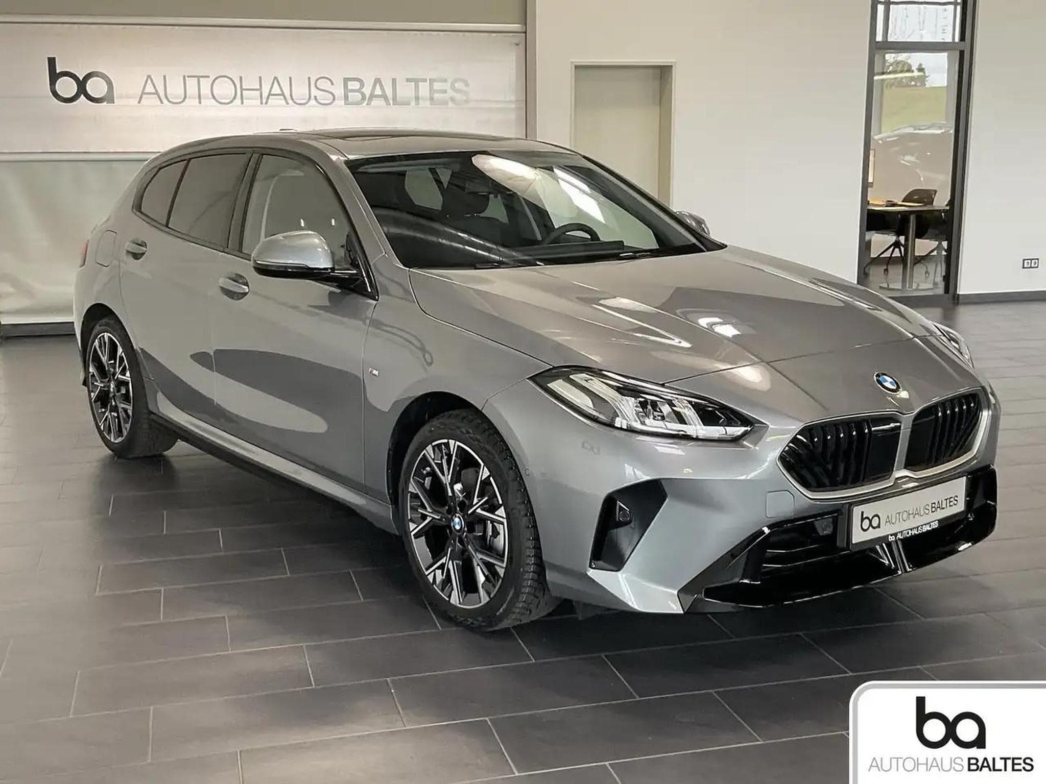 BMW 120 (2025) - Photo 5