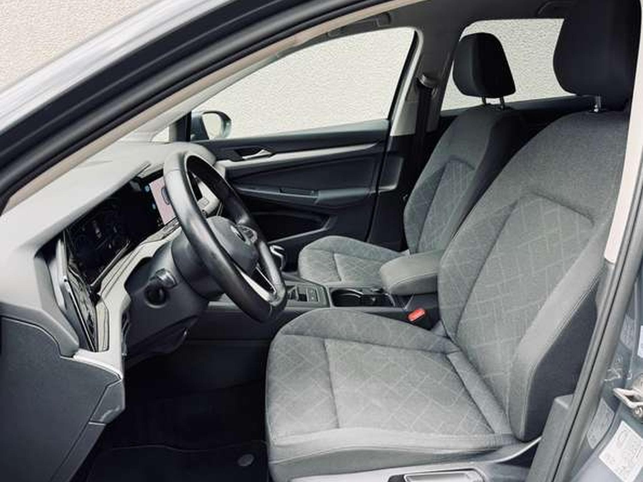 VW Golf Golf 1.0 TSI Life OPF (2021) - Photo 12