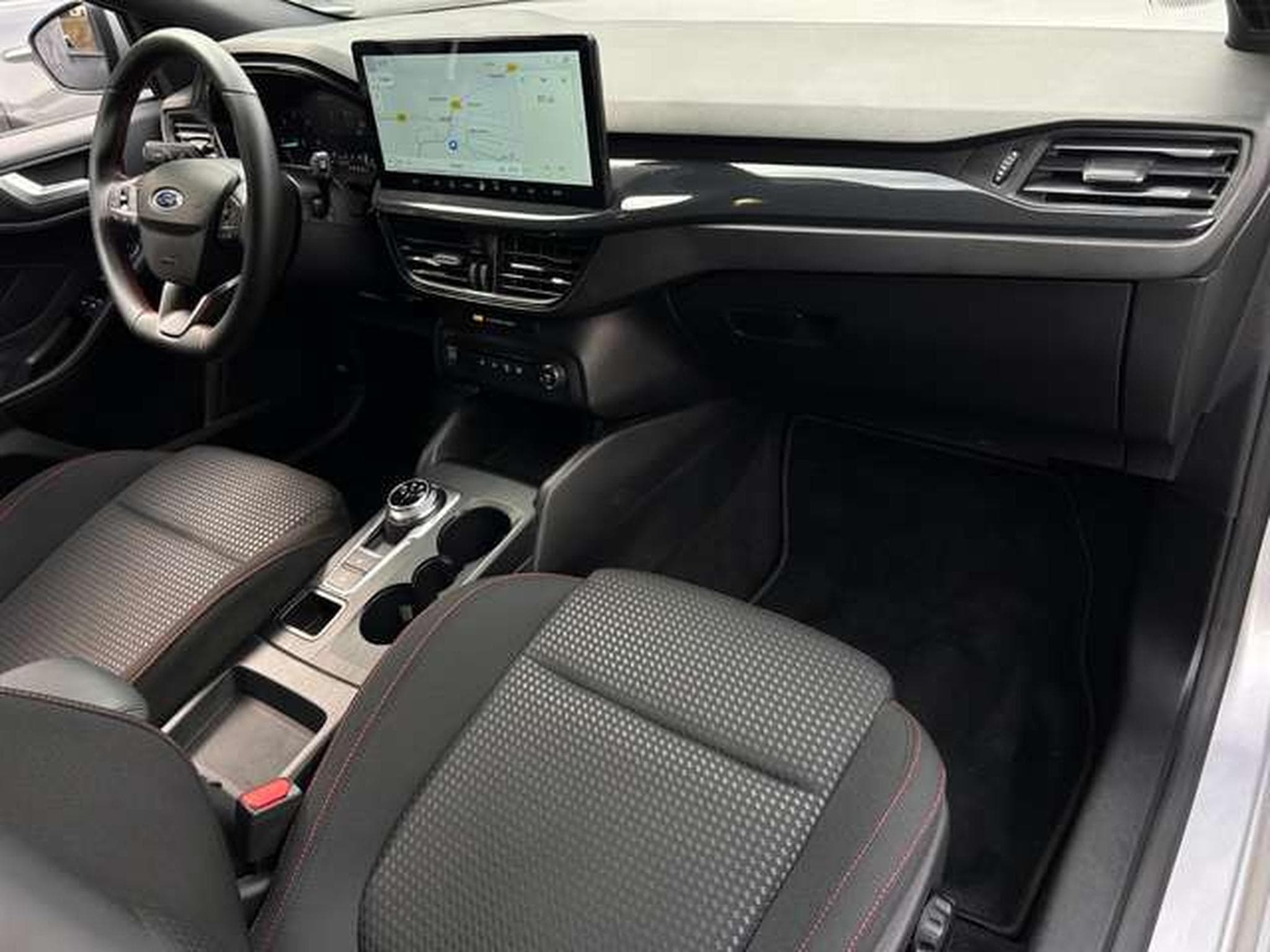 Ford Focus 1.5  115 ST-LINE X (2025) - Photo 15