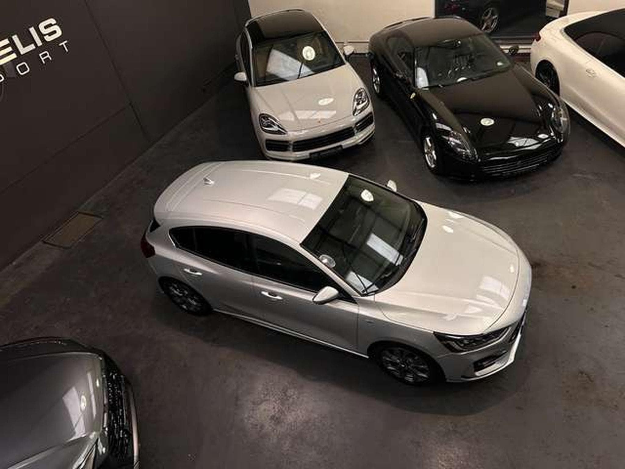 Ford Focus 1.5  115 ST-LINE X (2025) - Photo 2