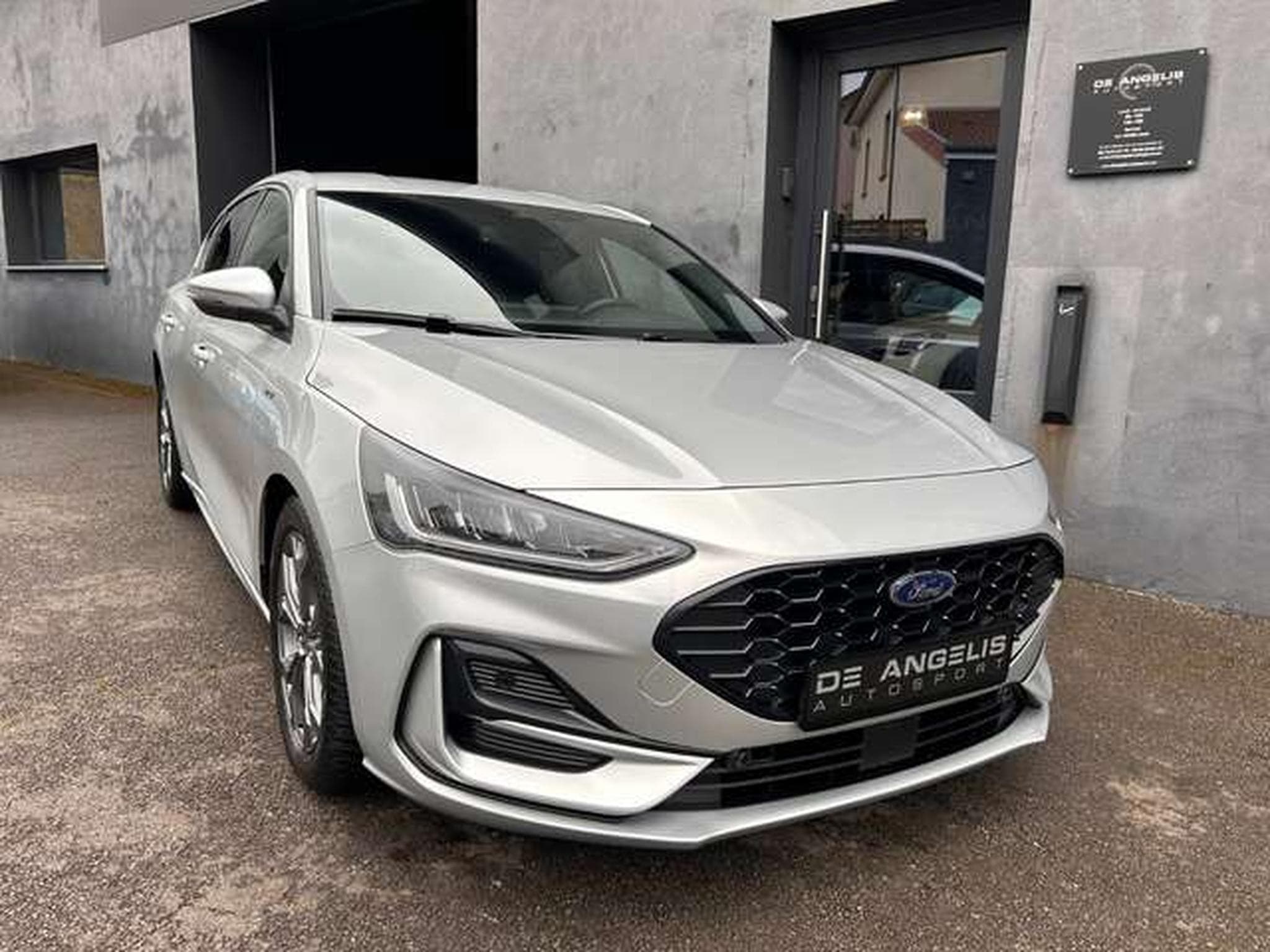 Ford Focus 1.5  115 ST-LINE X (2025) - Photo 9