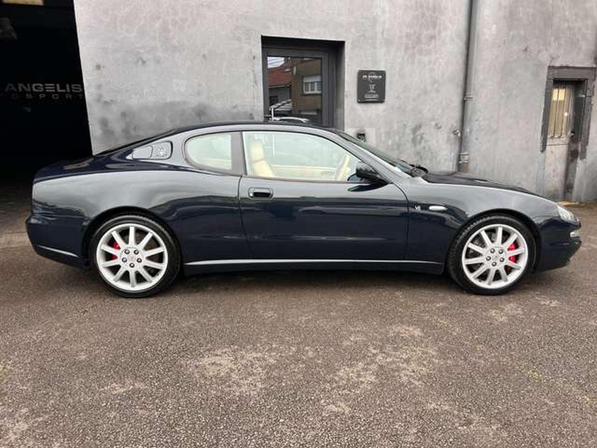 Maserati 3200 Standard (2001) - Photo 10
