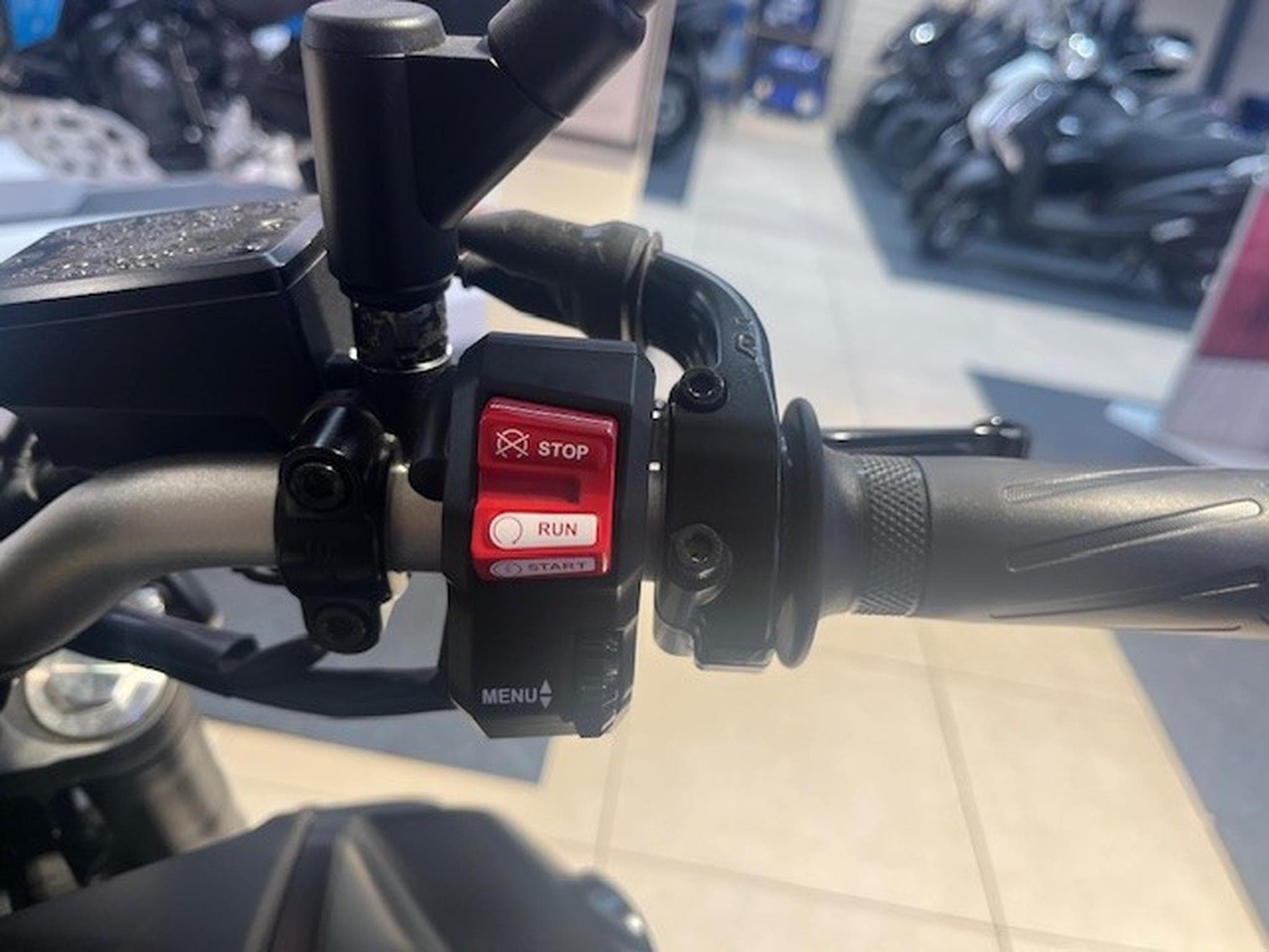 Yamaha MT07 35 Kw (2024) - Photo 8