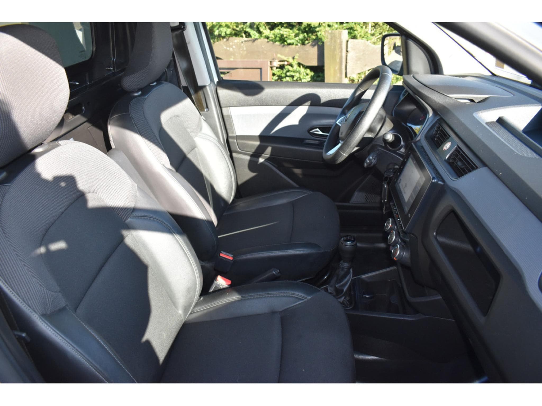 Renault Kangoo Express 1,5 DCi 95 Airco Navi (2022) - Photo 8