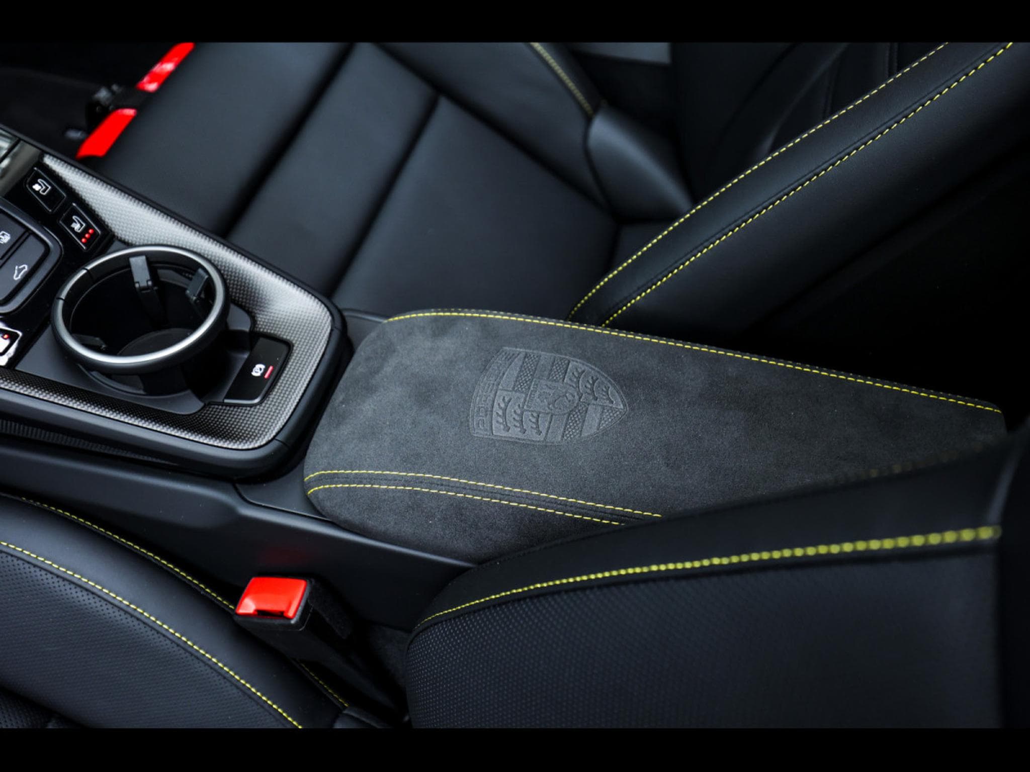 Porsche 911 .2 911 TURBO S COUPE PDK - JET BLACK METALLIC - XPEL (2026) - Photo 23