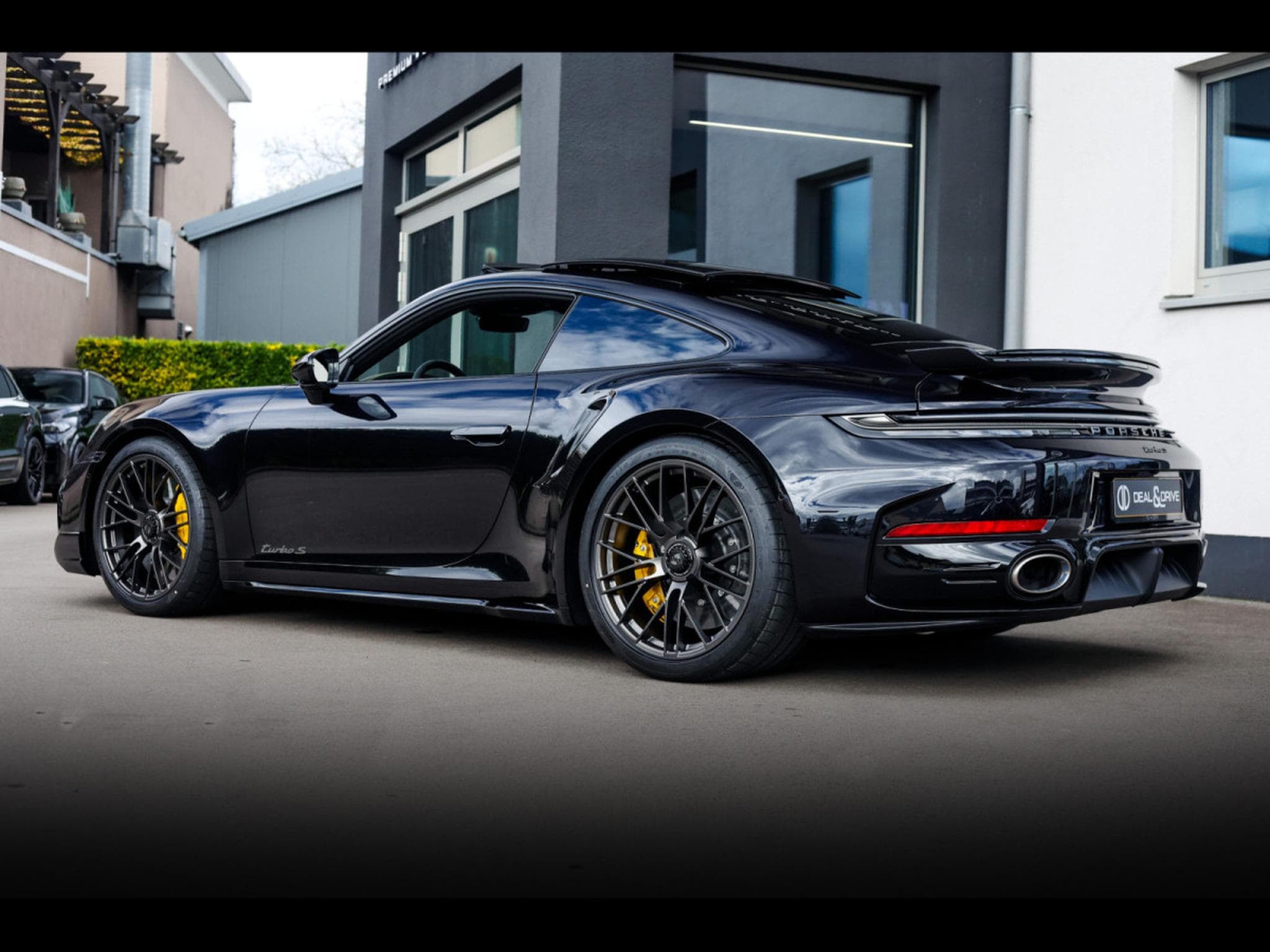 Porsche 911 .2 911 TURBO S COUPE PDK - JET BLACK METALLIC - XPEL (2026) - Photo 8