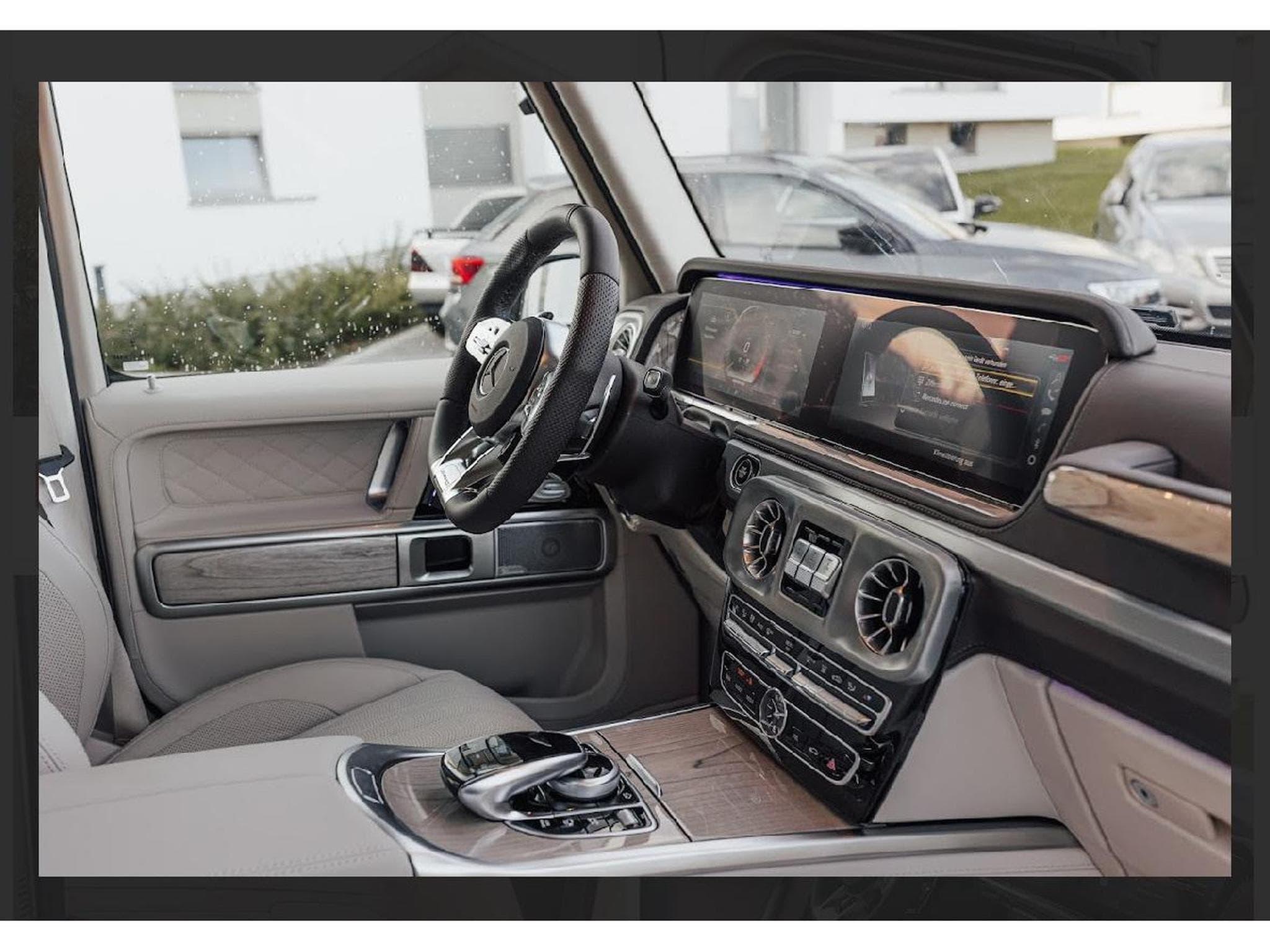 Mercedes G 63 AMG G63 AMG / Traventin Beige / full / NEW CAR Performance / Mau (2024) - Photo 6