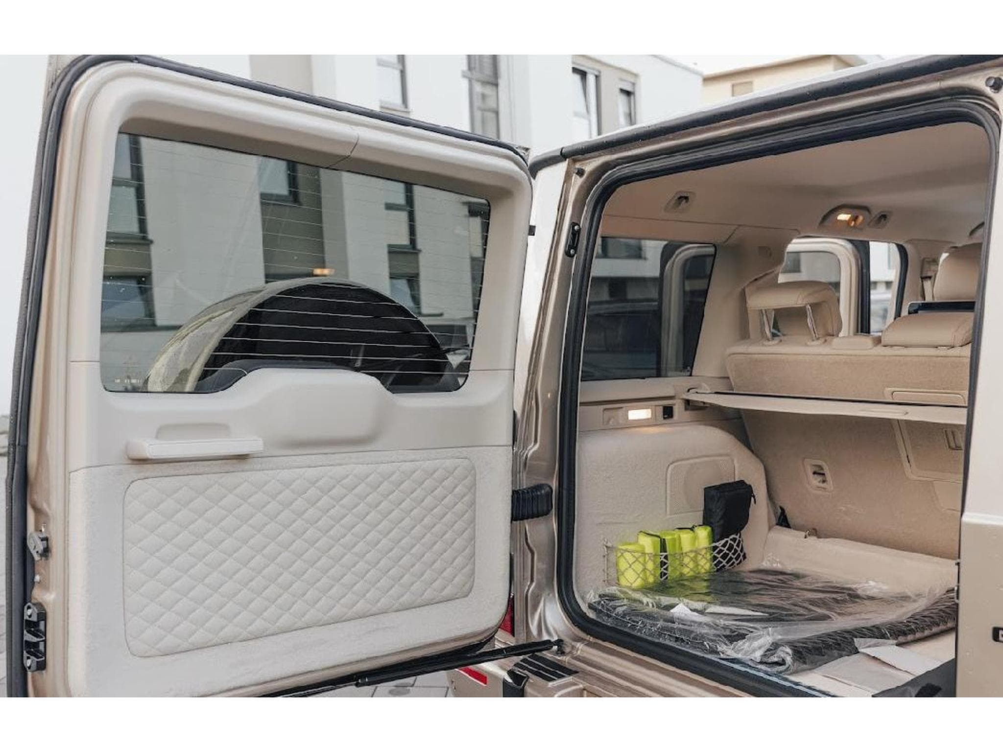Mercedes G 63 AMG G63 AMG / Traventin Beige / full / NEW CAR Performance / Mau (2024) - Photo 9