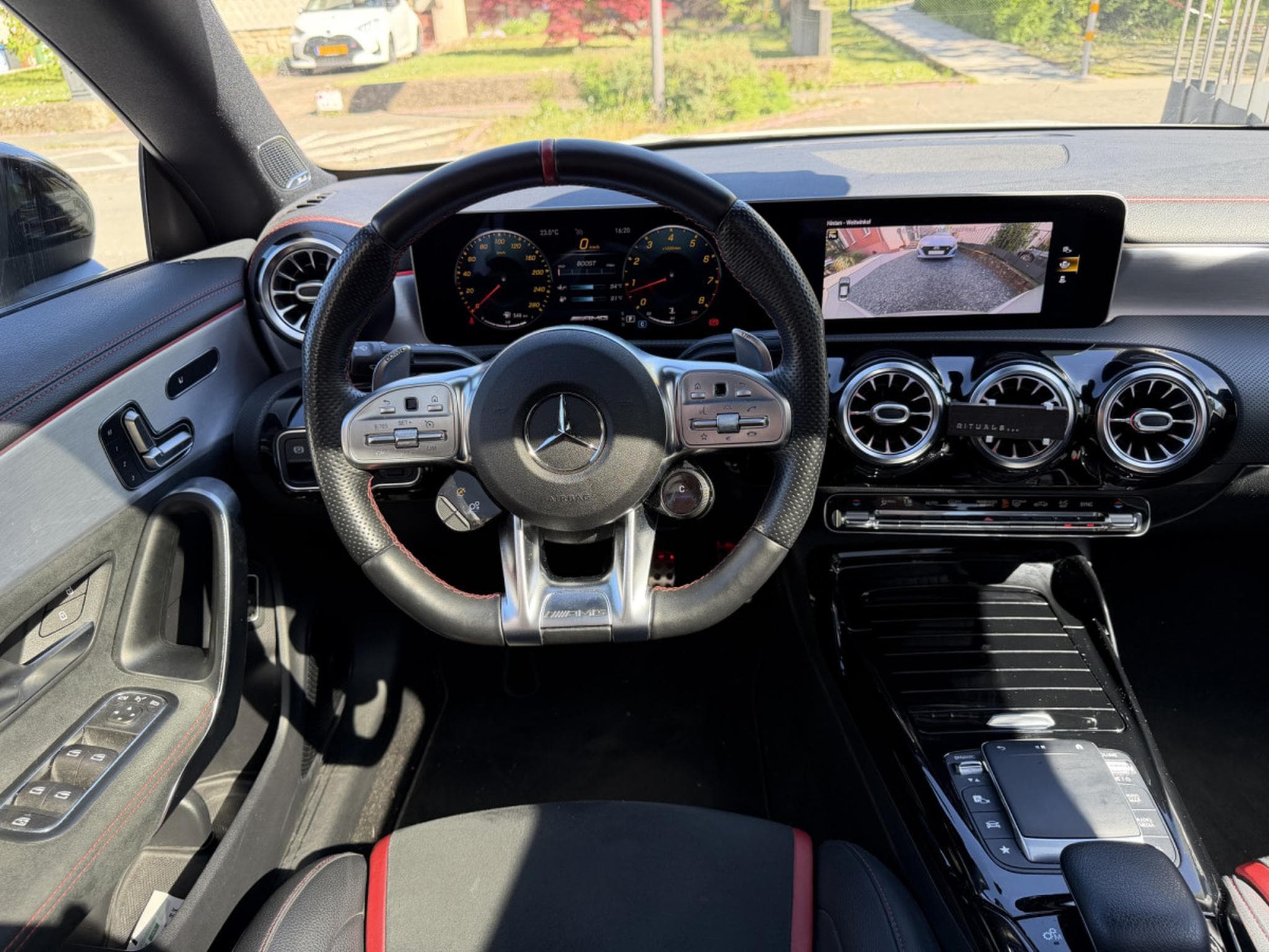 Mercedes CLA 35 AMG Performance 306 4Matic 7G (2020) - Photo 8