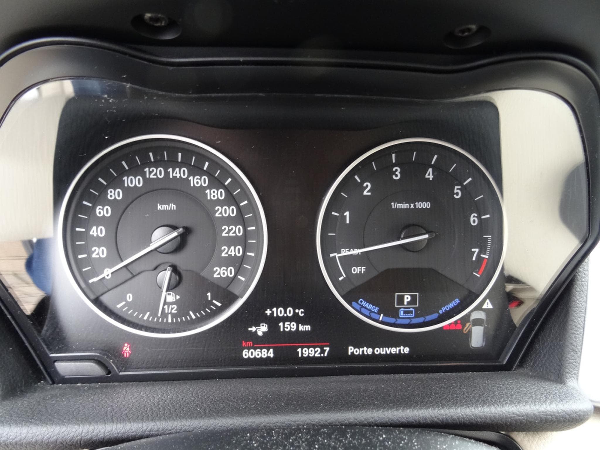 BMW 225 XE IPERFORMAN (2017) - Photo 15