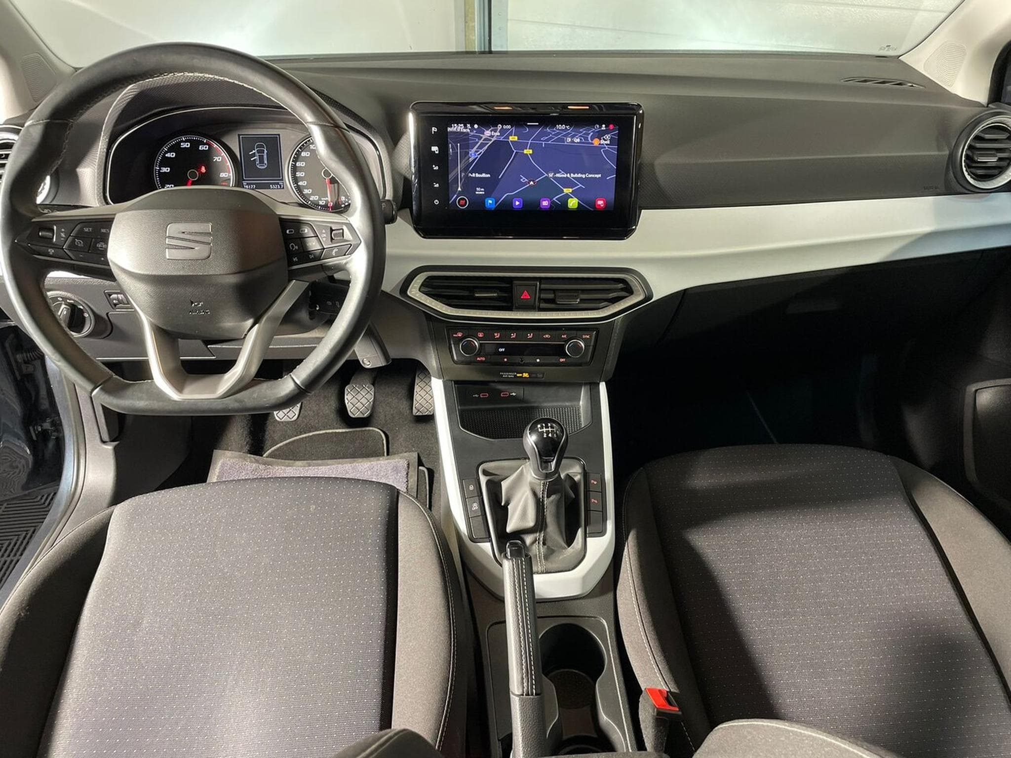 Seat Arona 1.0 TSI 110 MOVE CARPLAY (2022) - Photo 3