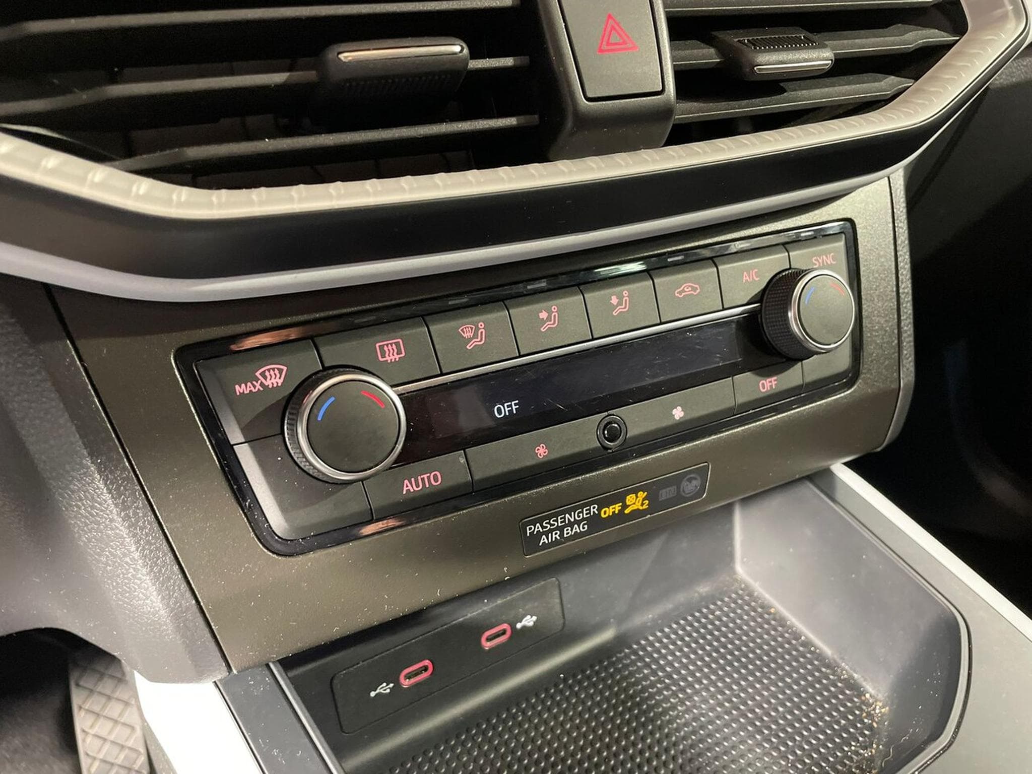 Seat Arona 1.0 TSI 110 MOVE CARPLAY (2022) - Photo 7