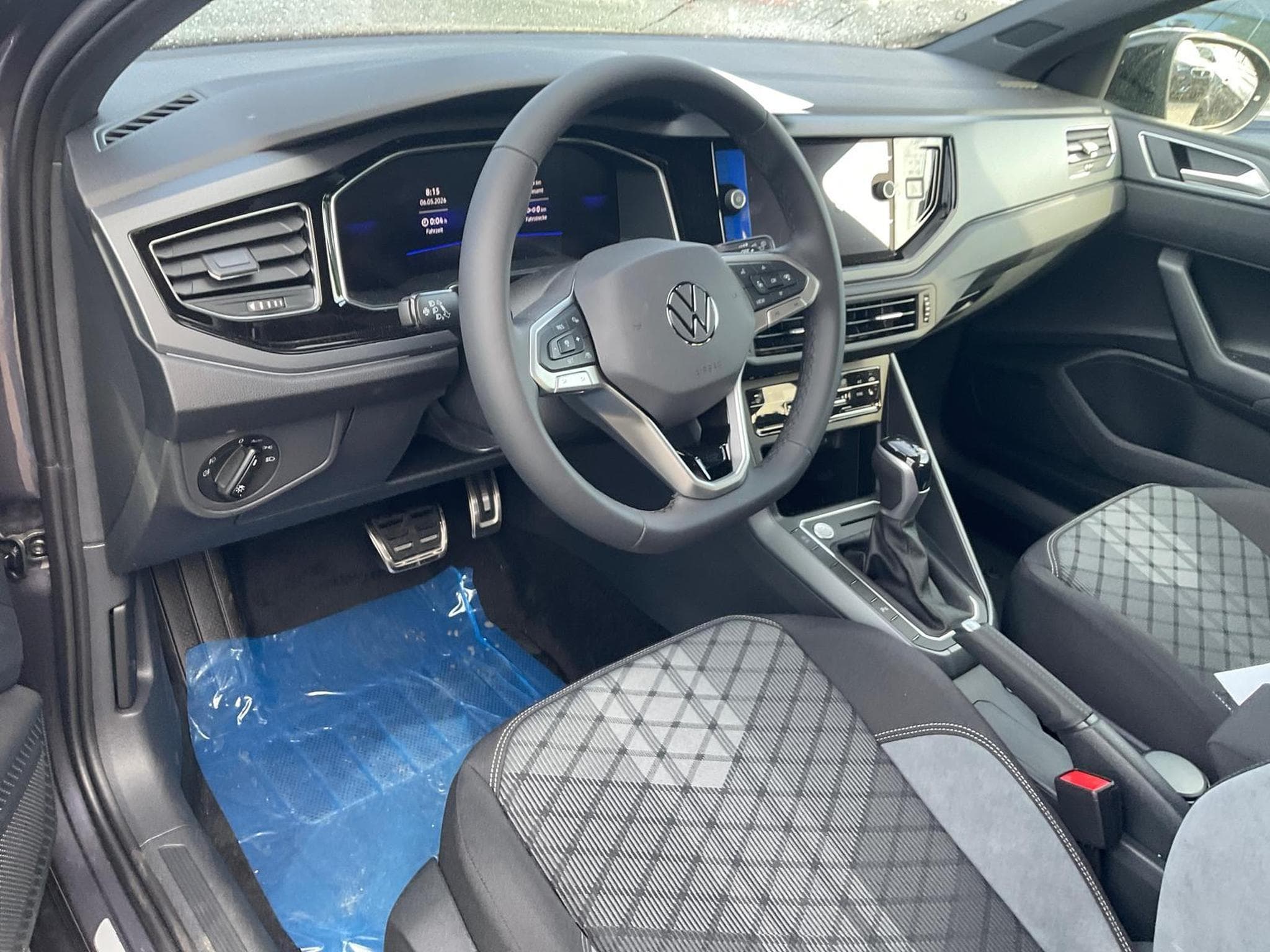VW Taigo R-Line (2025) - Photo 1