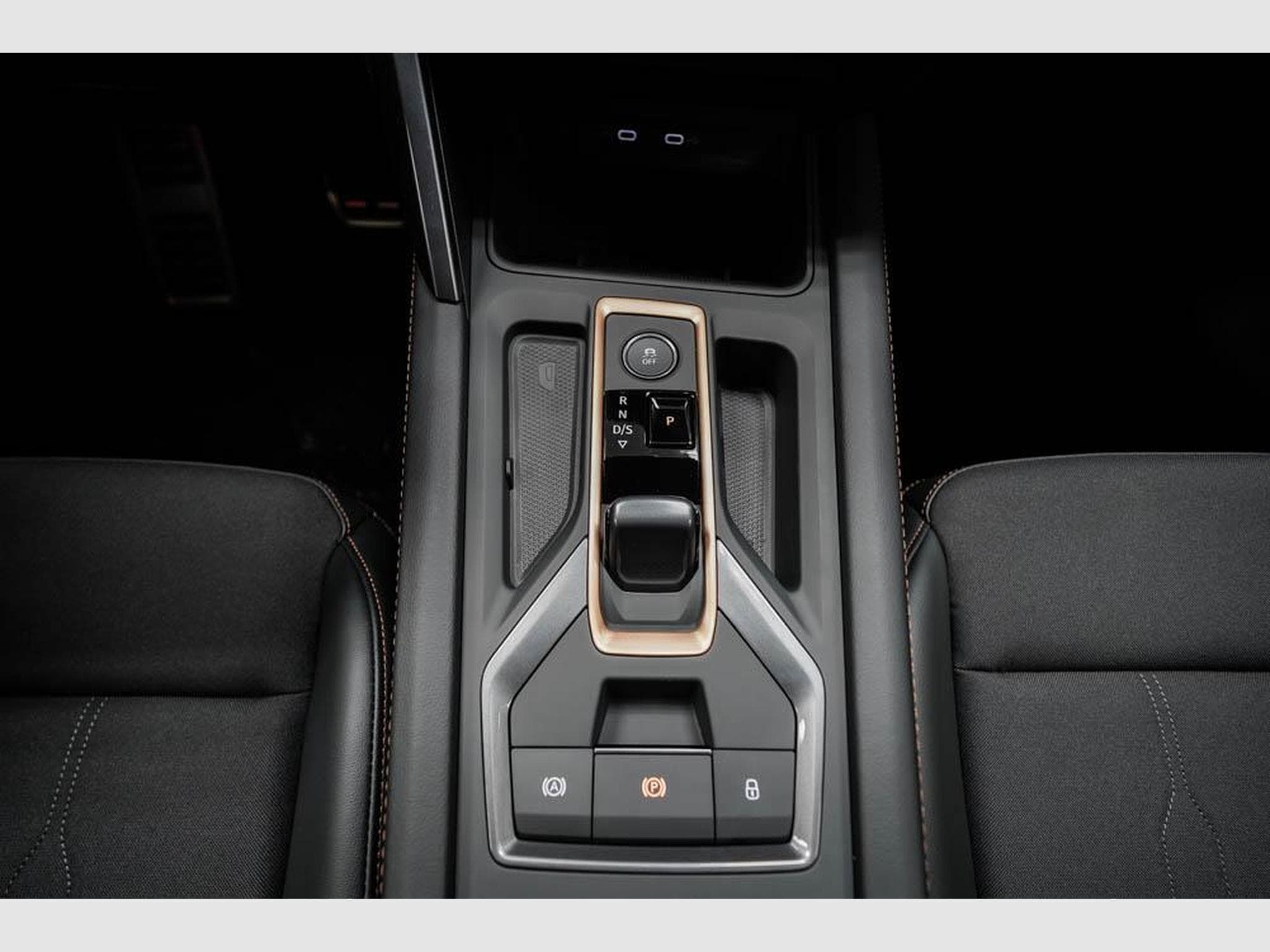 Cupra Formentor 1,5 eTSI DSG (2025) - Photo 13