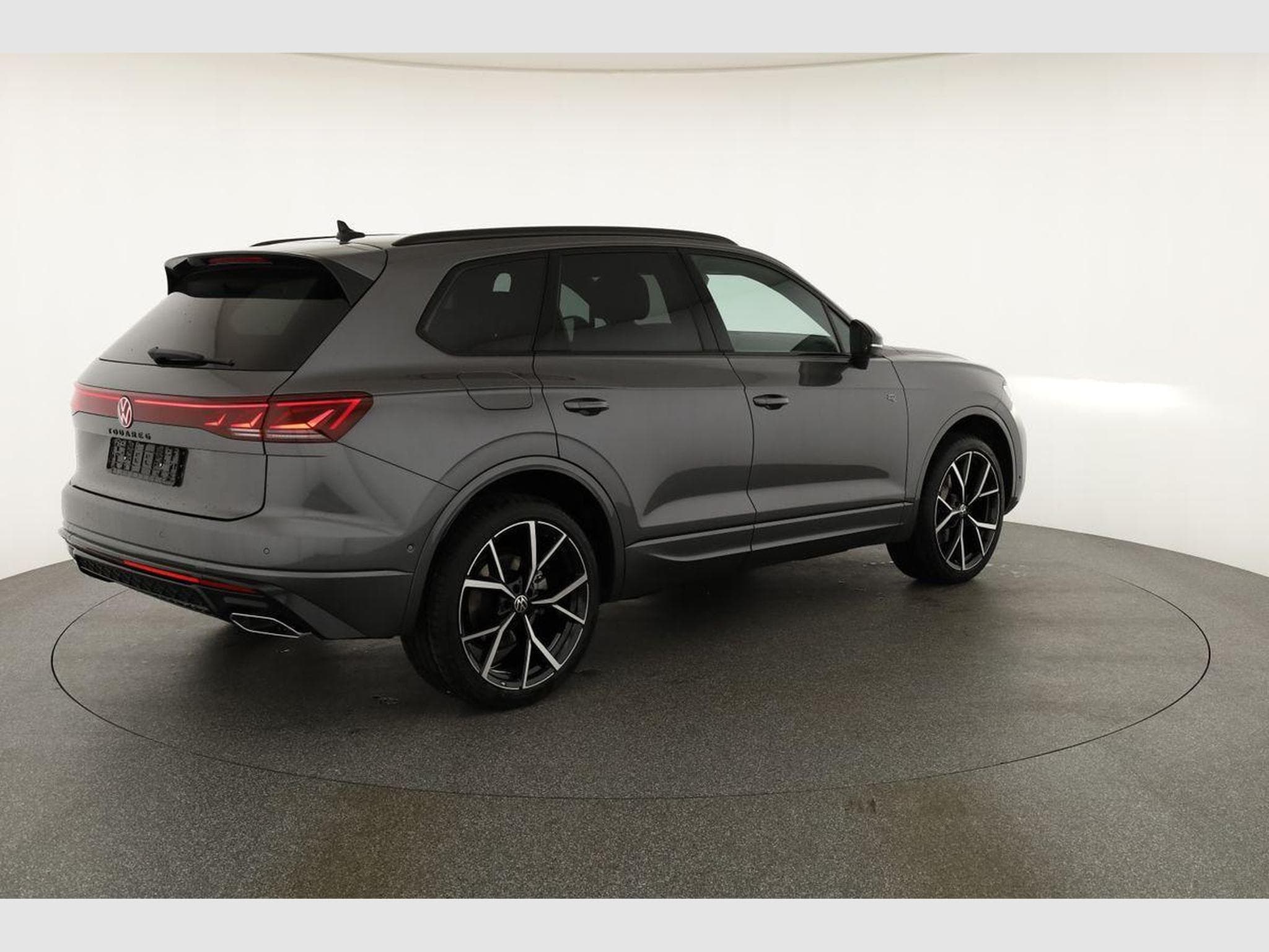 VW Touareg 3.0 TDI 210 kW 4Motion R-Line (2025) - Photo 19