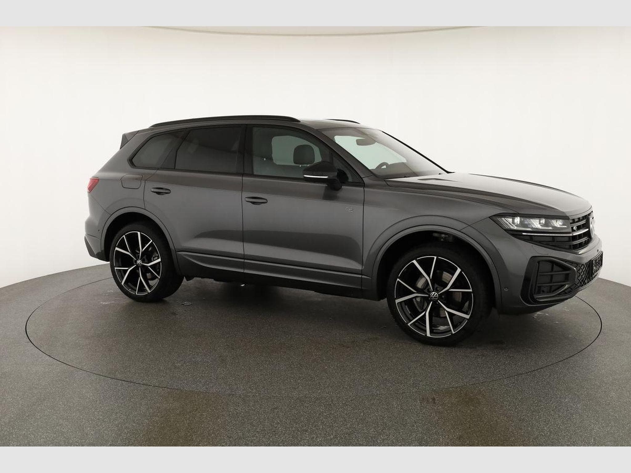 VW Touareg 3.0 TDI 210 kW 4Motion R-Line (2025) - Photo 24