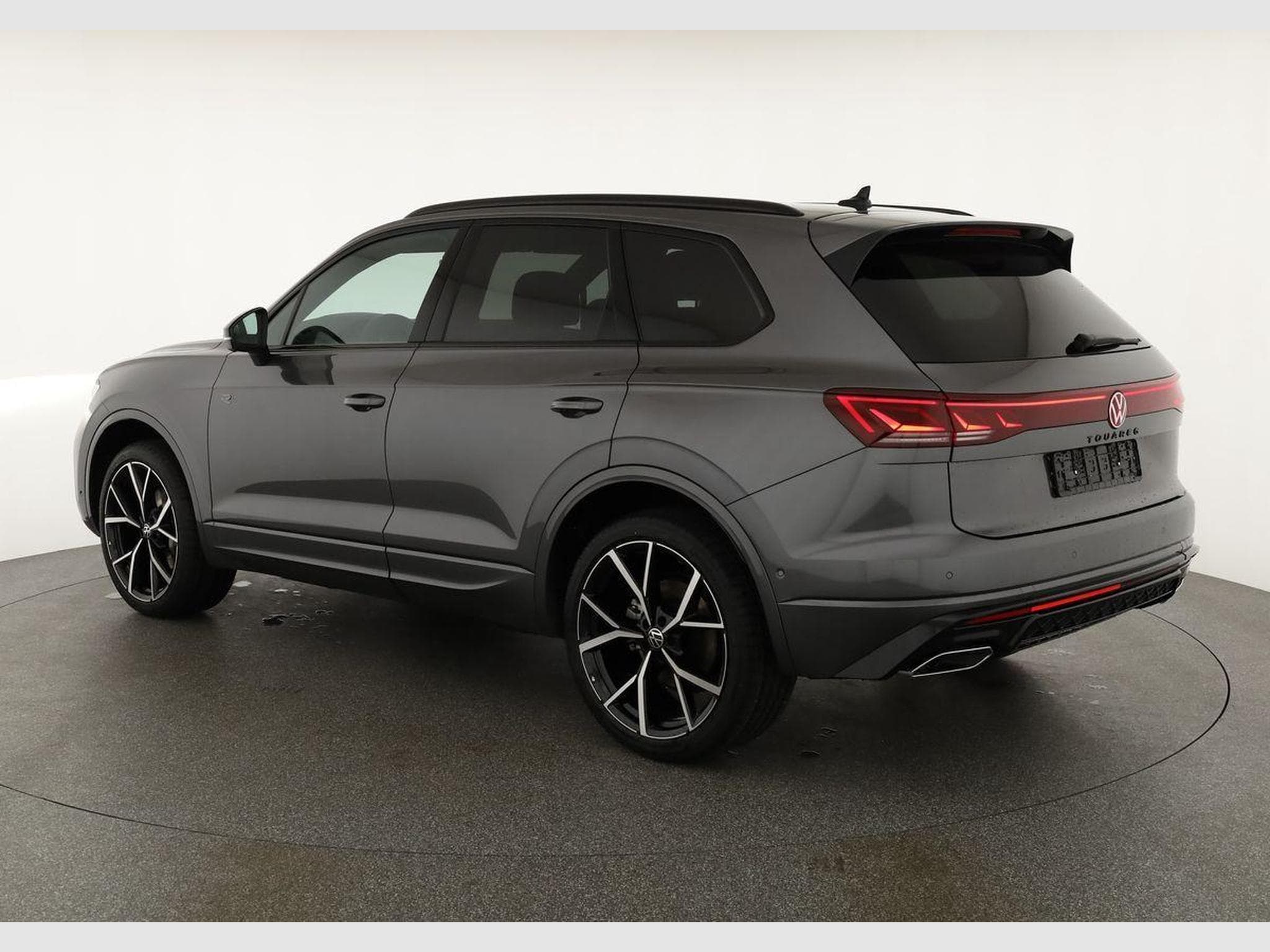 VW Touareg 3.0 TDI 210 kW 4Motion R-Line (2025) - Photo 3