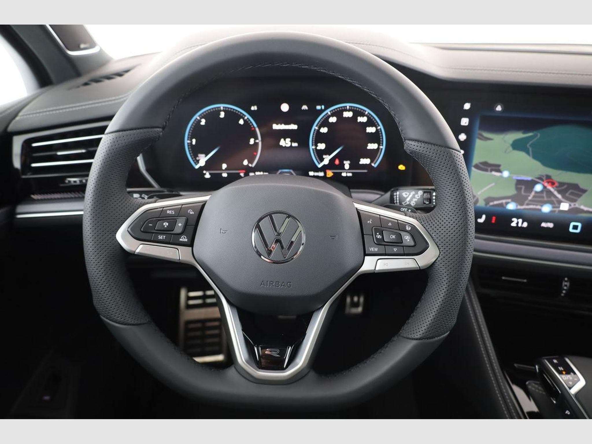 VW Touareg 3.0 TDI 210 kW 4Motion R-Line (2025) - Photo 5