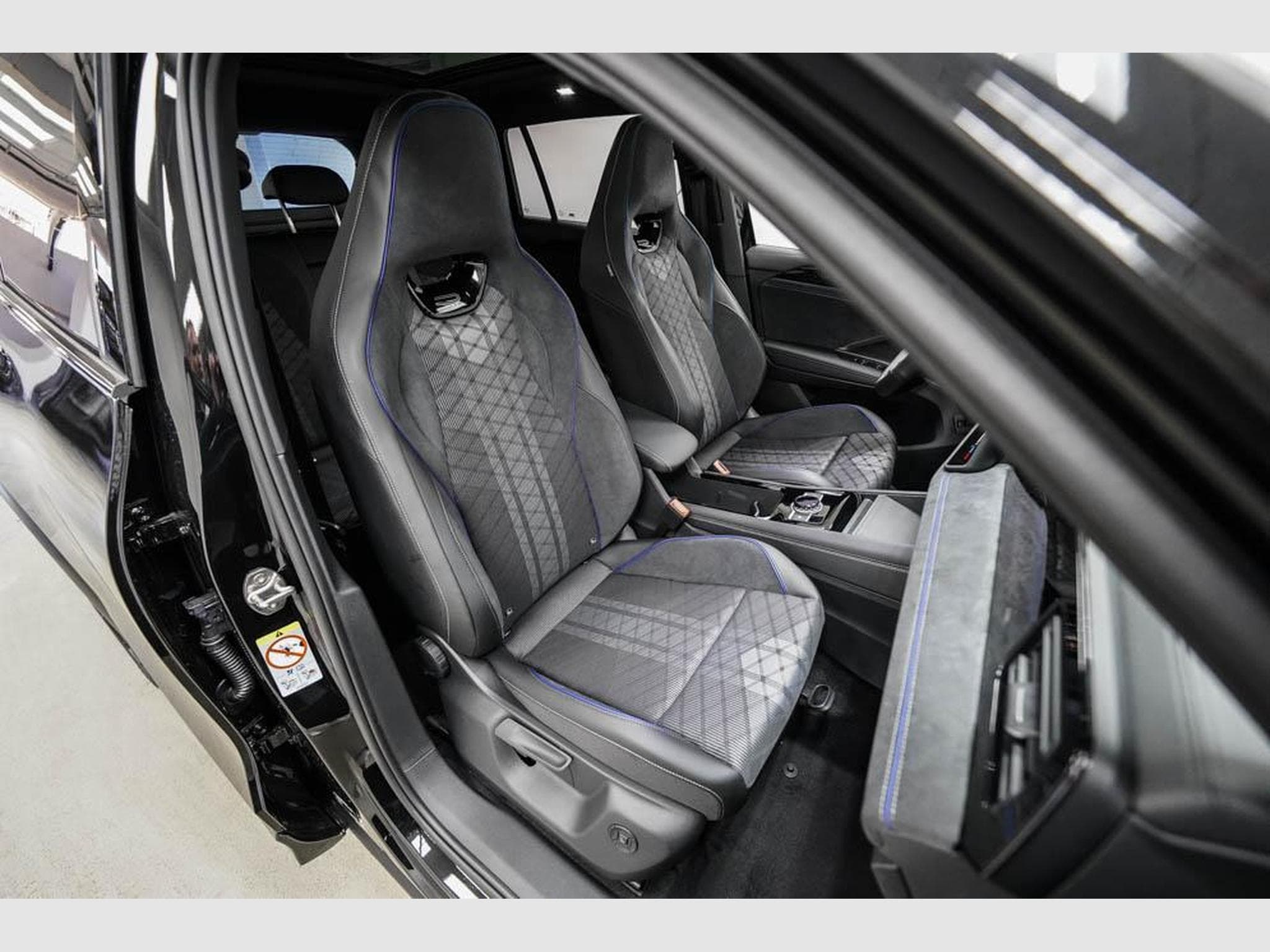 VW Tiguan 2,0 TDI DSG (2025) - Foto 23