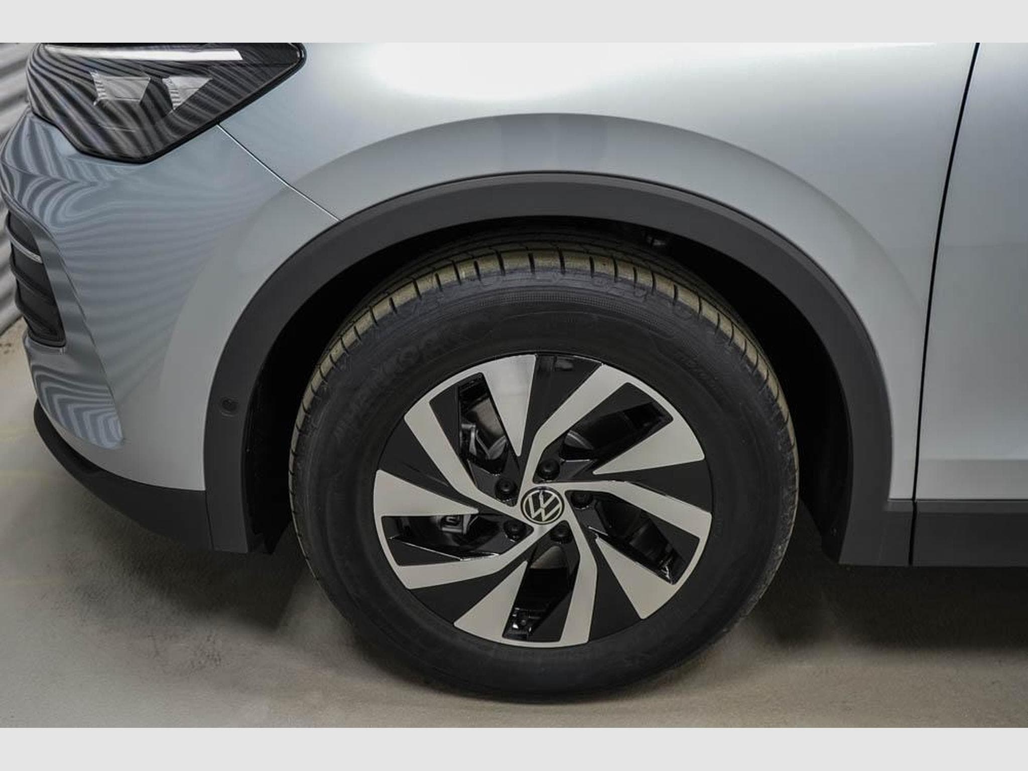 VW Tiguan 1,5 eTSI DSG (2025) - Foto 5