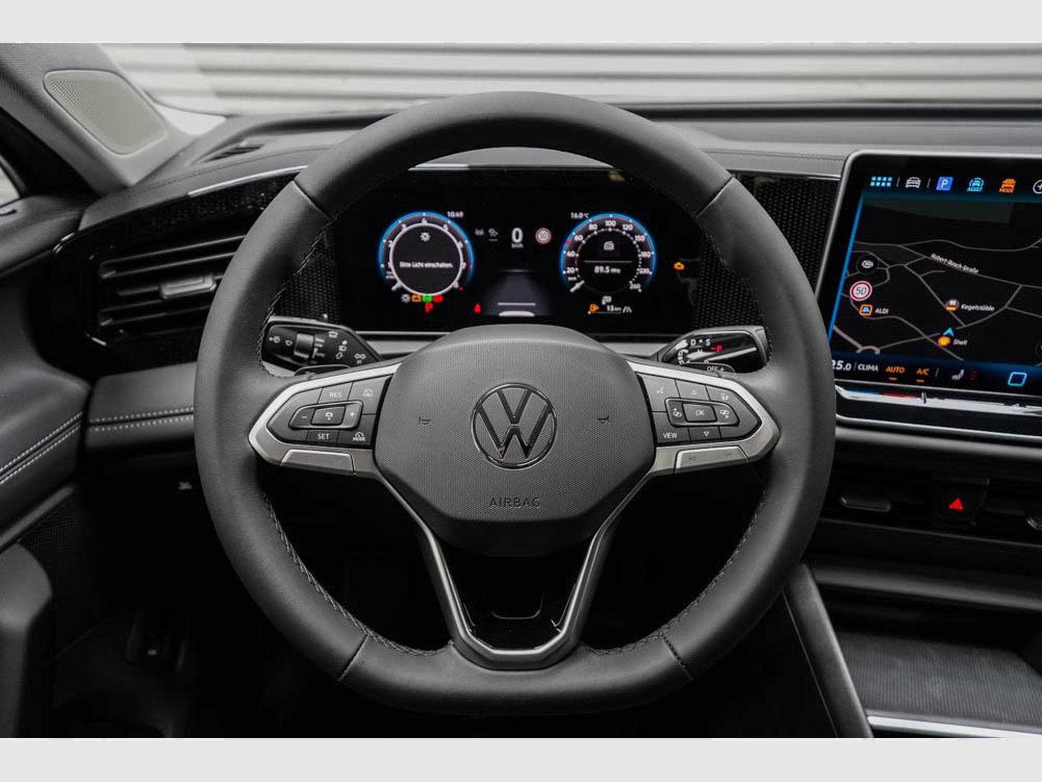 VW Tiguan 1,5 eTSI DSG (2025) - Foto 9