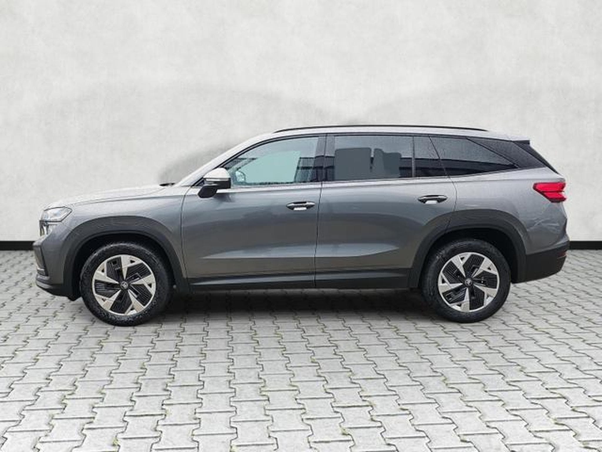 Skoda Kodiaq 1.5 TSI mHEV 110kW Selection (2026) - Photo 4