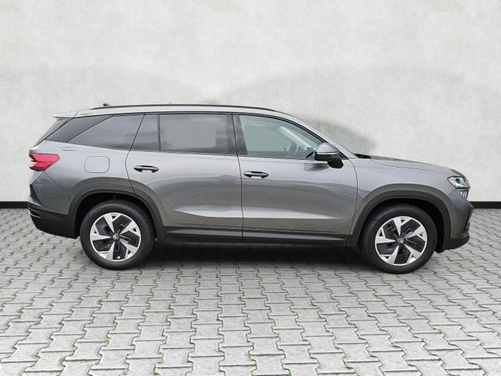 Skoda Kodiaq 1.5 TSI mHEV 110kW Selection (2026) - Photo 8