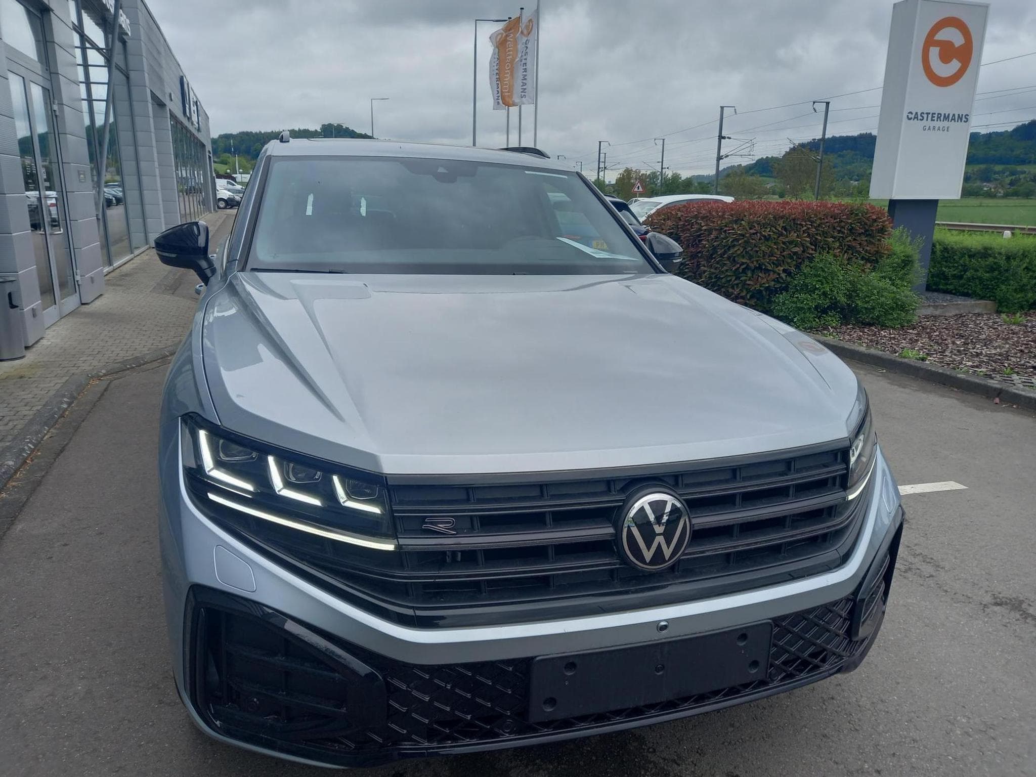 VW Touareg R-Line FINAL EDITION (2026) - Photo 16