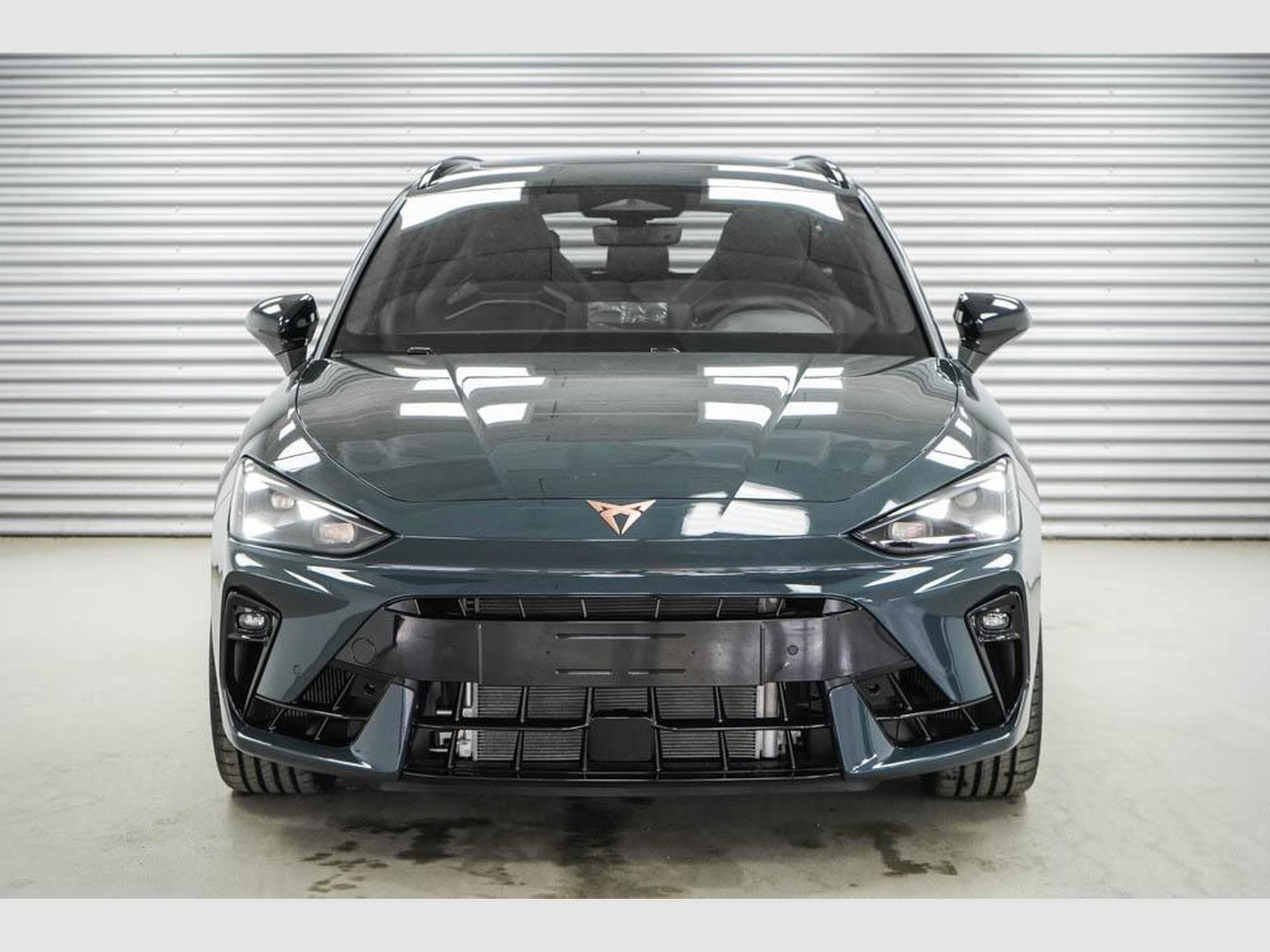 Cupra Leon ST 2,0 TSI (2026) - Photo 1