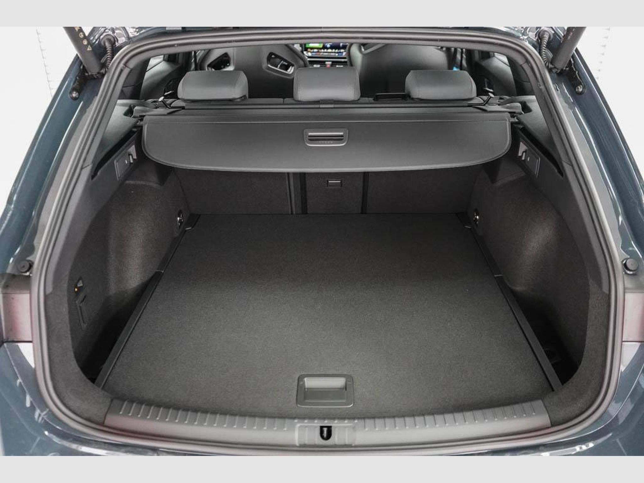 Cupra Leon ST 2,0 TSI (2026) - Photo 19